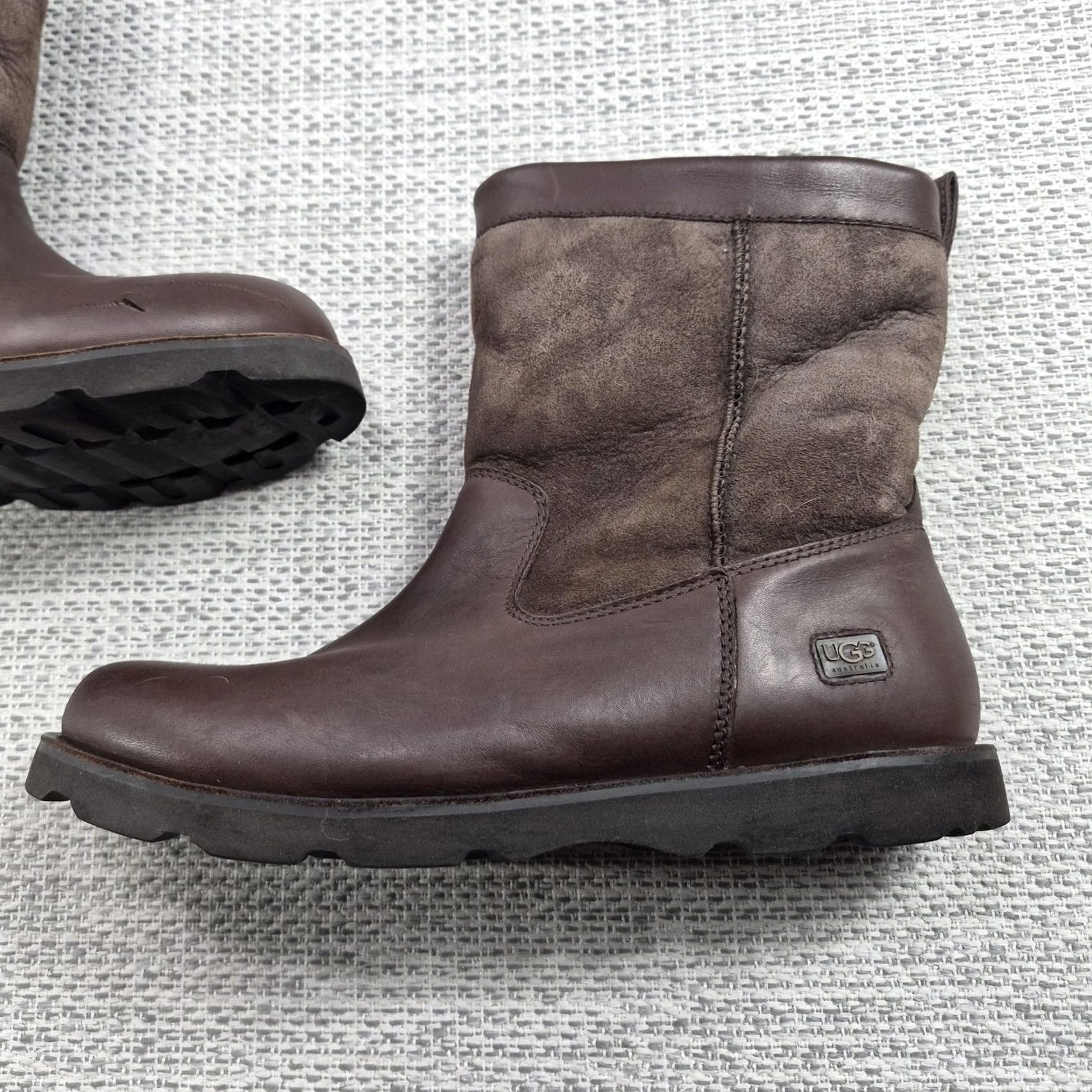 Ugg UGG 5790 Boots Mens Size 12 Brown Leather Shearling Vibram Winter Size US 12 / EU 45 - 5 Thumbnail