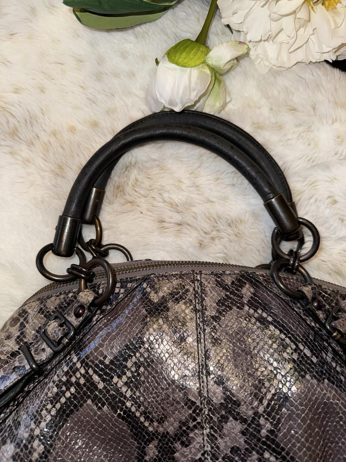 Coach Coach Snakeskin Hand Bag Purse Tote Satchel Soft Leather Size ONE SIZE - 10 Thumbnail