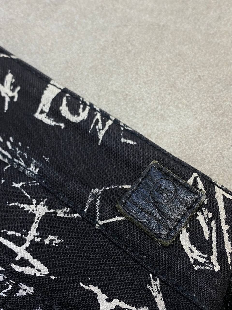 Alexander McQueen Archive Alexander McQueen Graffiti Punk Slim Pants Size US 26 / EU 42 - 14 Thumbnail