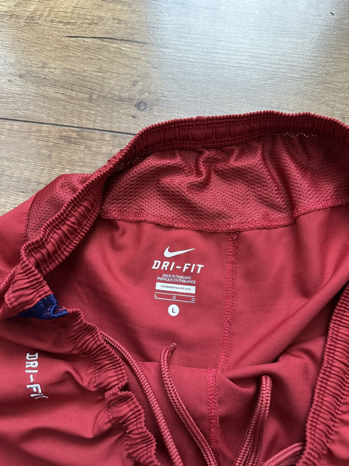 Nike Nike FC Barcelona Soccer Shorts Size US 34 / EU 50 - 6 Thumbnail