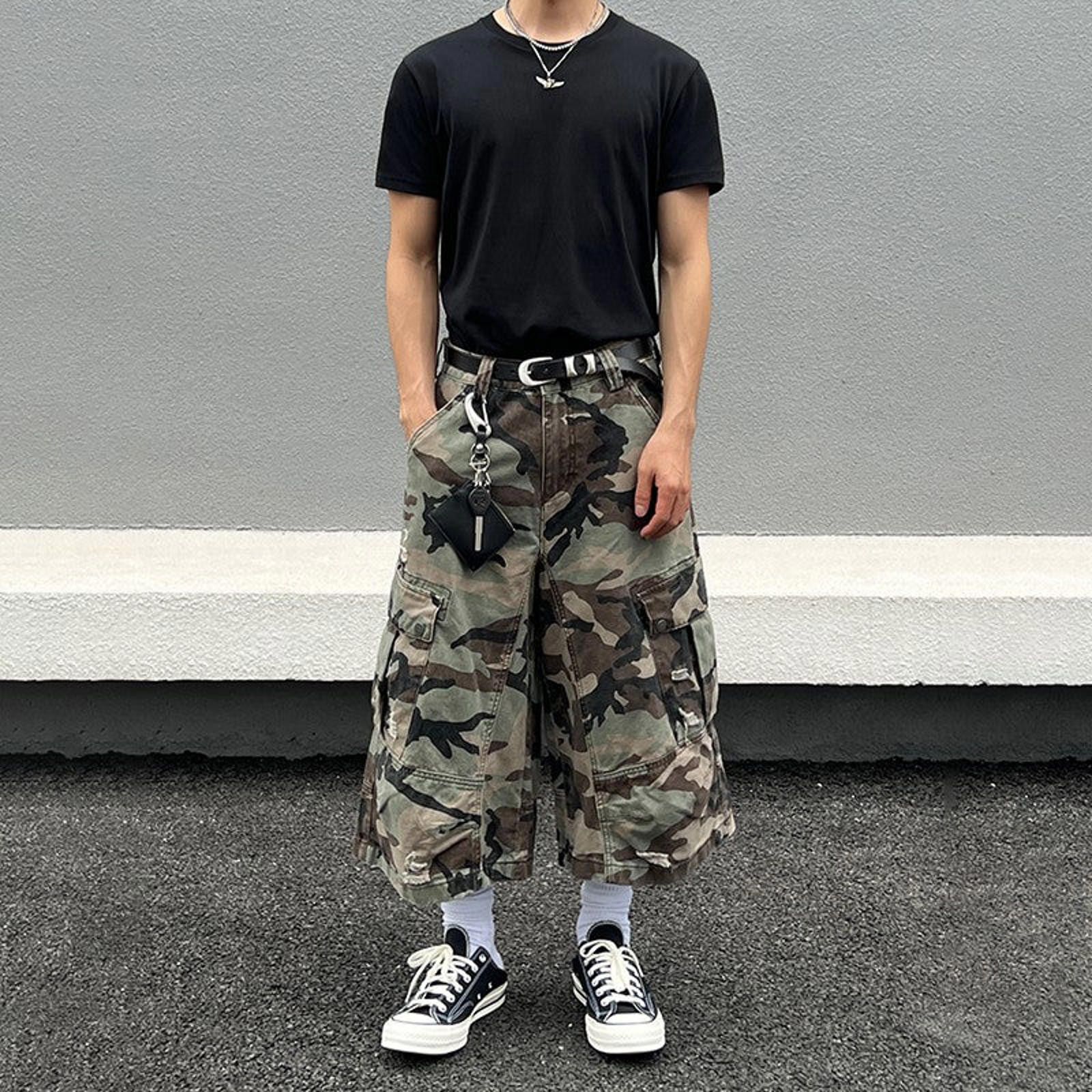 Other Camouflage Long Wide Leg Cargo Shorts Size US 30 / EU 46 - 4 Thumbnail