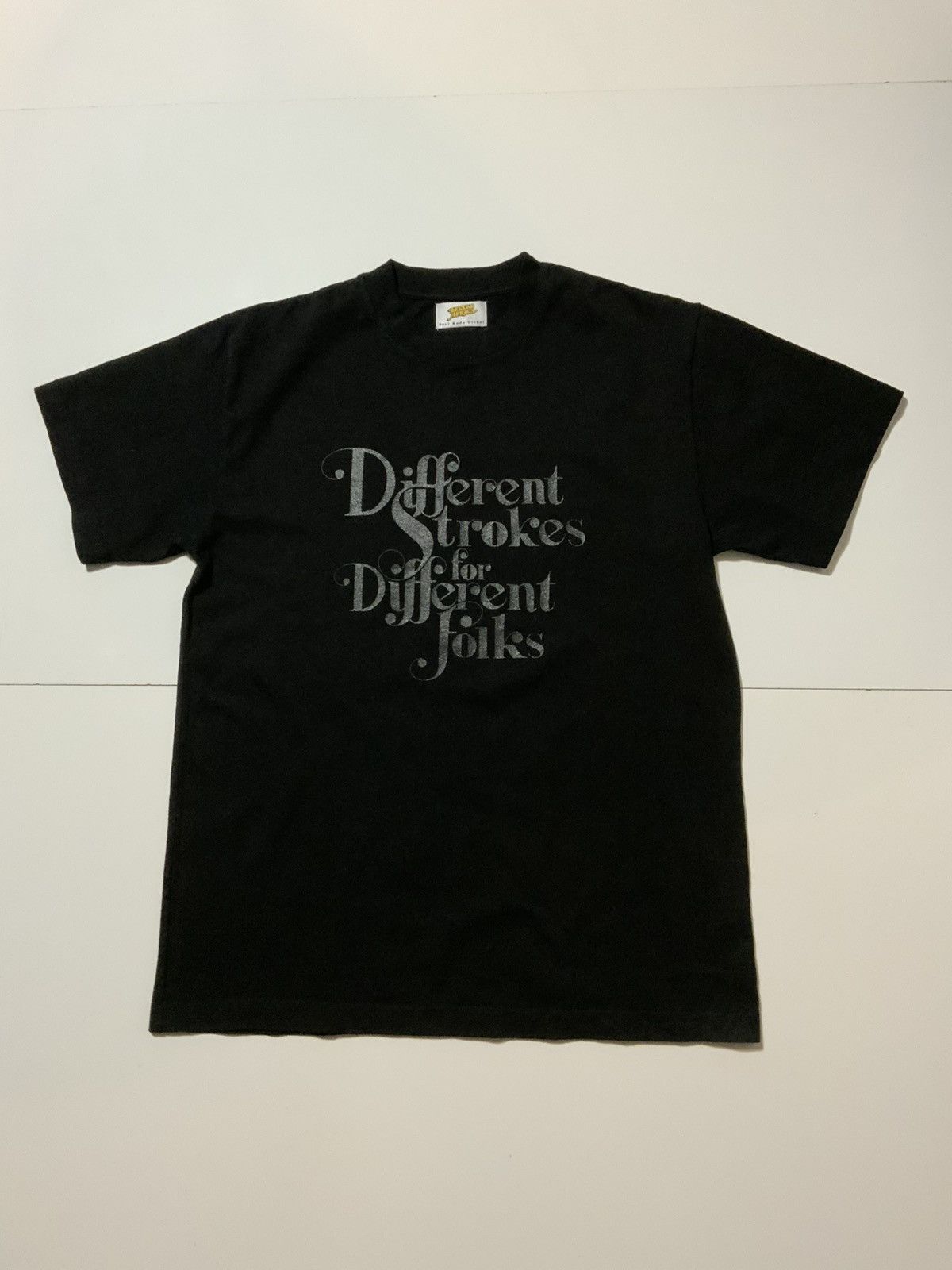 LITTLE AFRICA Little Africa Different Strokes For Different Folks T-Shirt Size US S / EU 44-46 / 1 - 1 Thumbnail