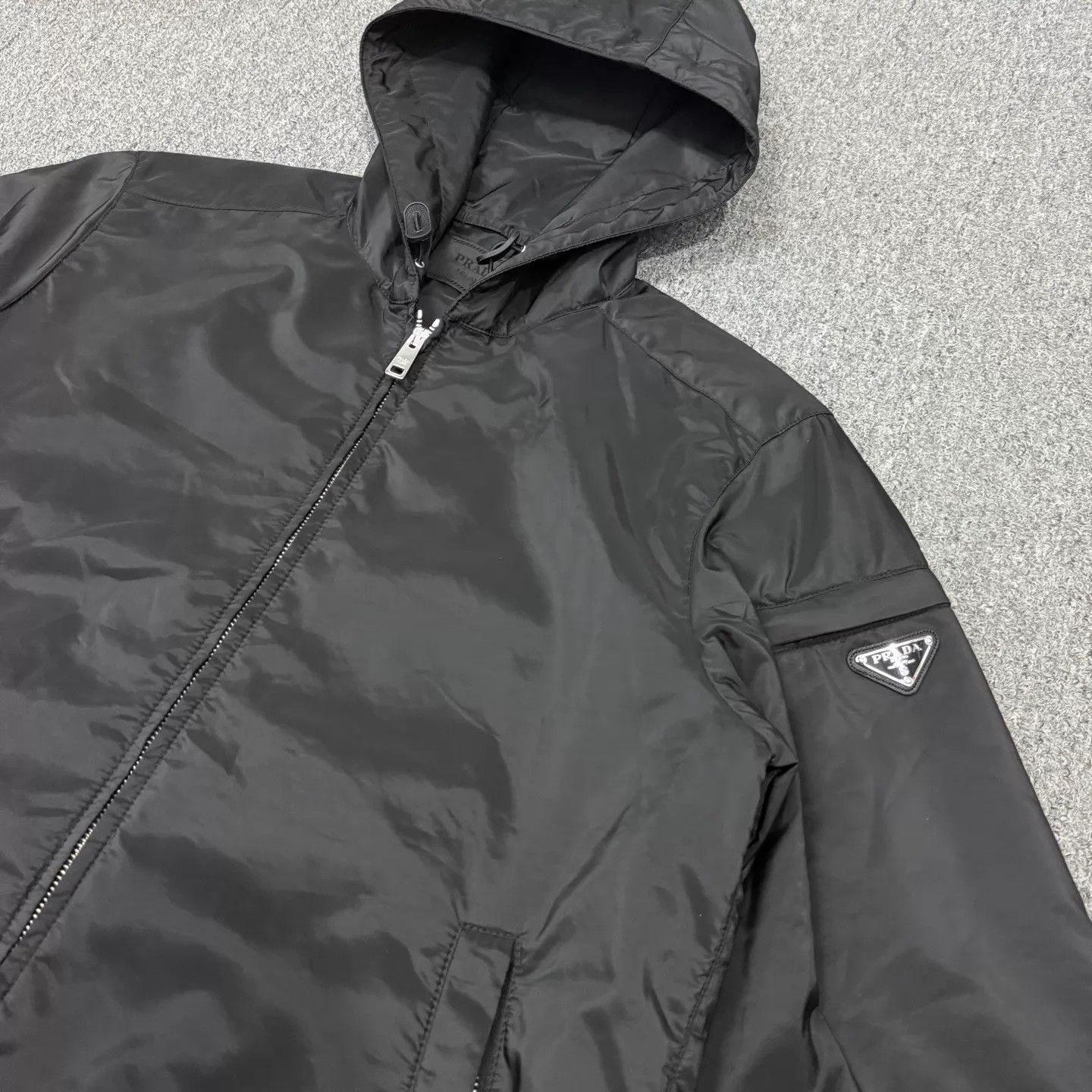 Prada Prada New Black Triangle Logo Padded Jacket Unworn XL Size US XL / EU 56 / 4 - 3 Thumbnail