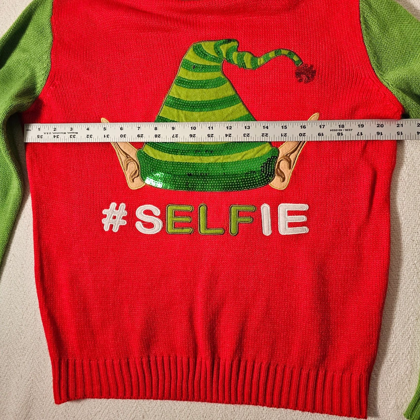 Vintage Christmas holiday ugly sweater Elf long sleeve Sequin size Medium #selfie Size M / US 6-8 / IT 42-44 - 6 Thumbnail