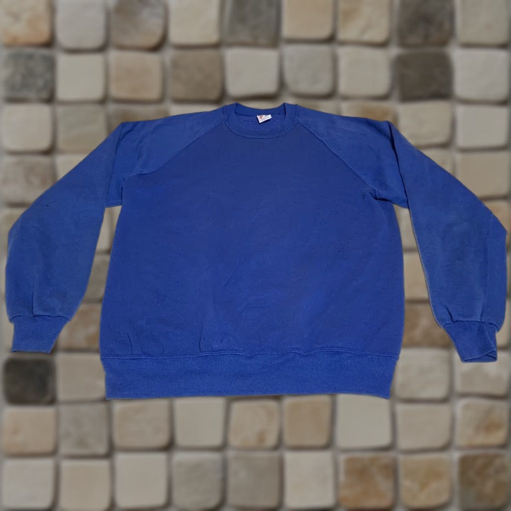 Jerzees VINTAGE Jerzees Sweatshirt Crew Neck Men L/M Blue 50/50 90s Retro Athleisure USA Stained Classic Regular Size XL Shrunk Measurements 21.5in Stains Size US L / EU 52-54 / 3 - 1 Thumbnail