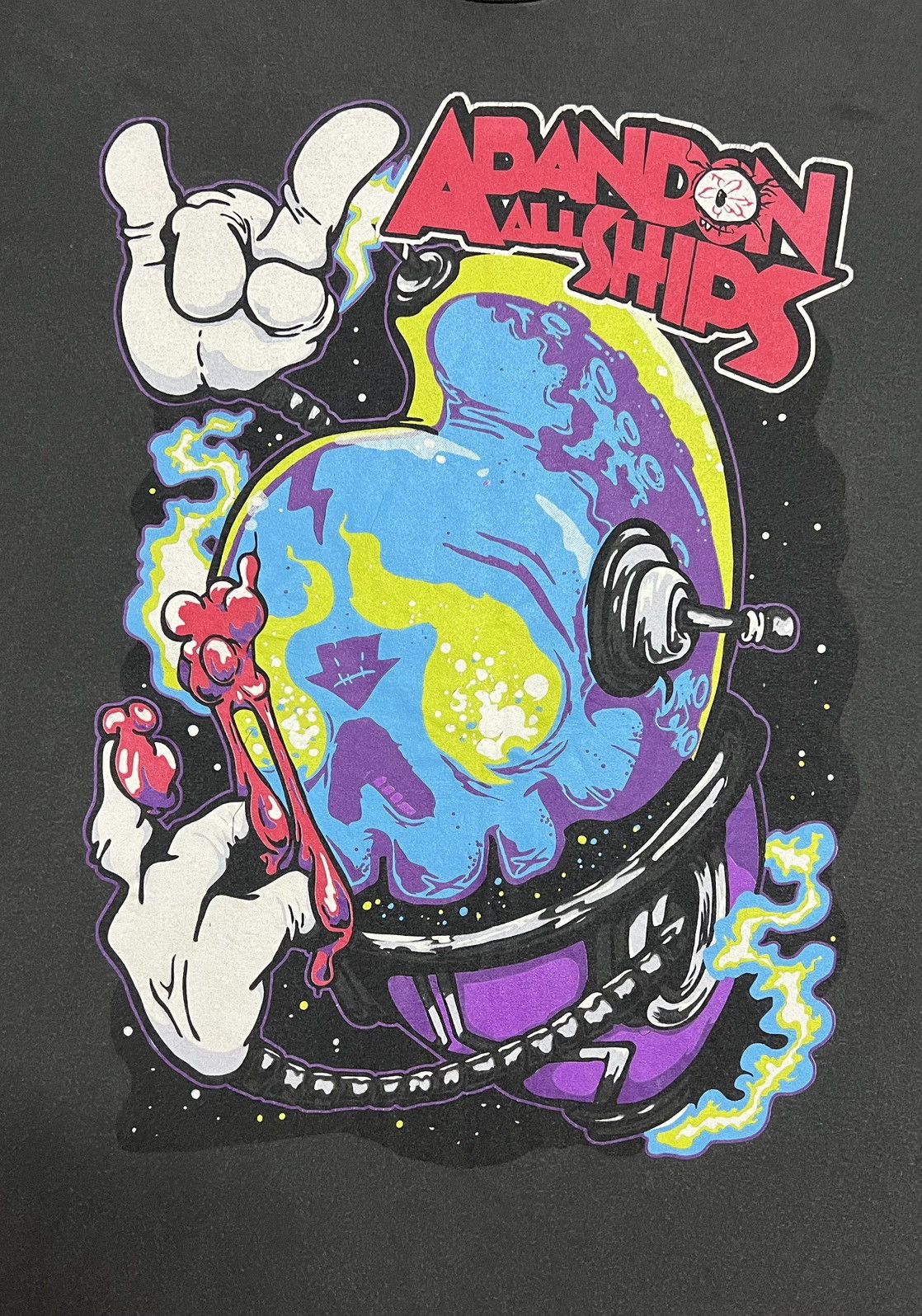 Band Tees “Abandon All Ship” Skull Graphic Tee Y2K Fade Streetwear Size US M / EU 48-50 / 2 - 12 Thumbnail