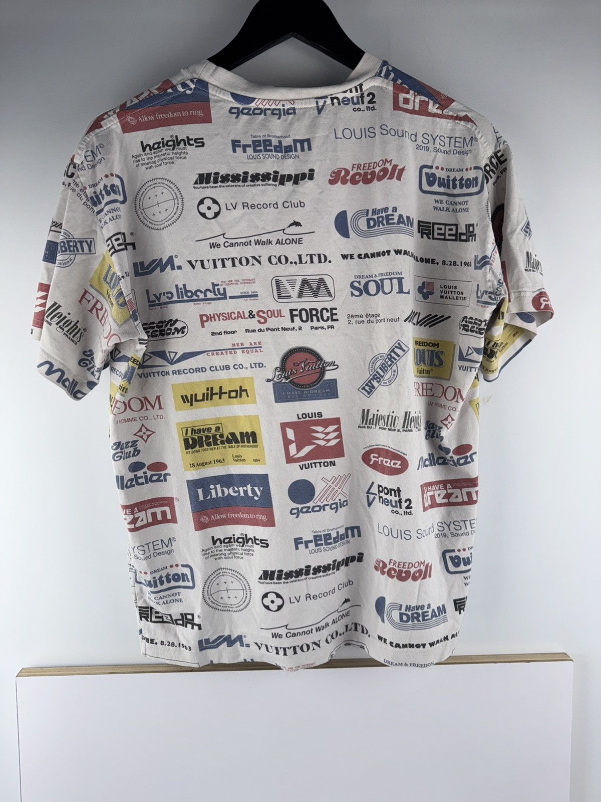 Louis Vuitton Lv stencil tee Size US M / EU 48-50 / 2 - 2 Thumbnail