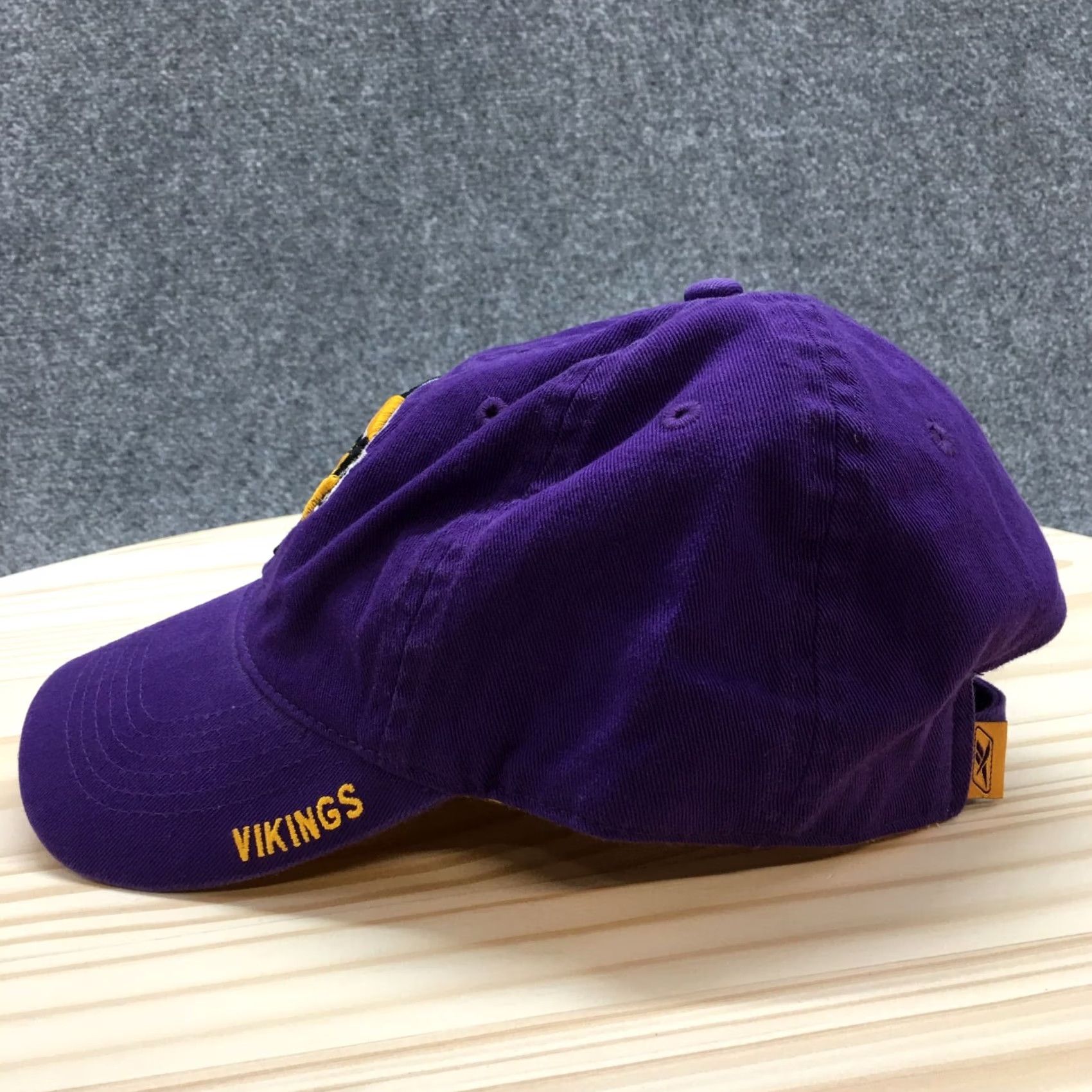 Reebok Reebok Minnesota Viking NFL Baseball Cap Mens Purple One Size Embroidered Logo Size ONE SIZE - 4 Thumbnail