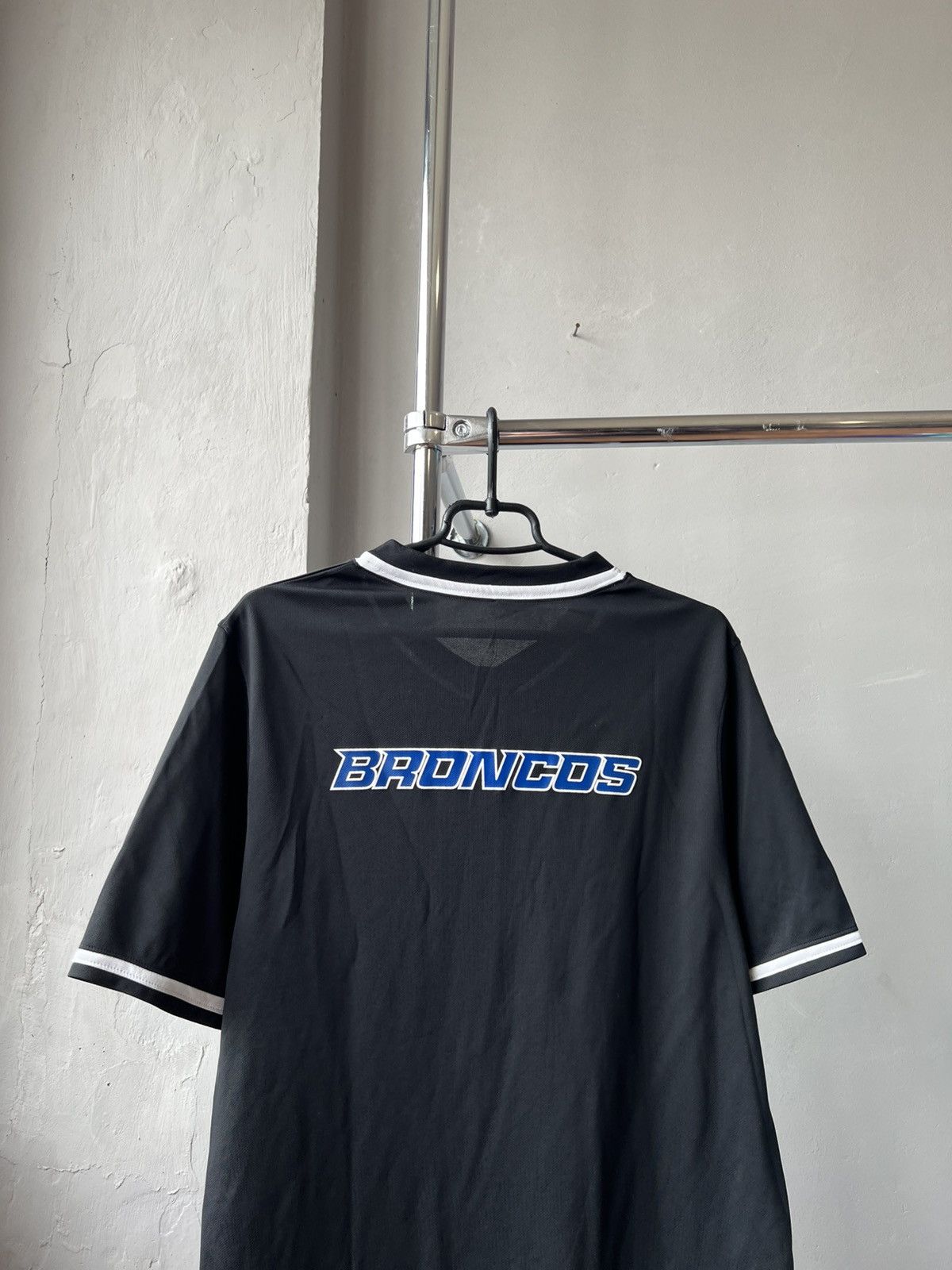 Nike NIKE BOISE STATE BRONCOS BASEBALL JERSEY SHIRT MEN’S NWT NEW Size US M / EU 48-50 / 2 - 13 Thumbnail