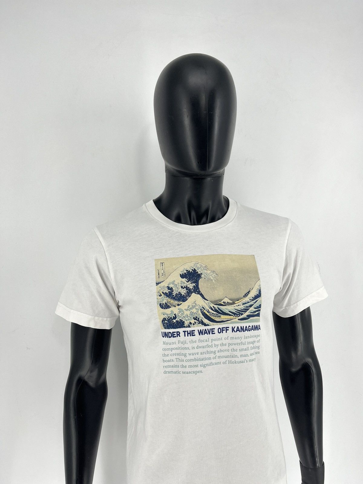 Uniqlo Uniqlo tee Museum of Fine Arts Boston Under The Wave Off Size US XS / EU 42 / 0 - 3 Thumbnail