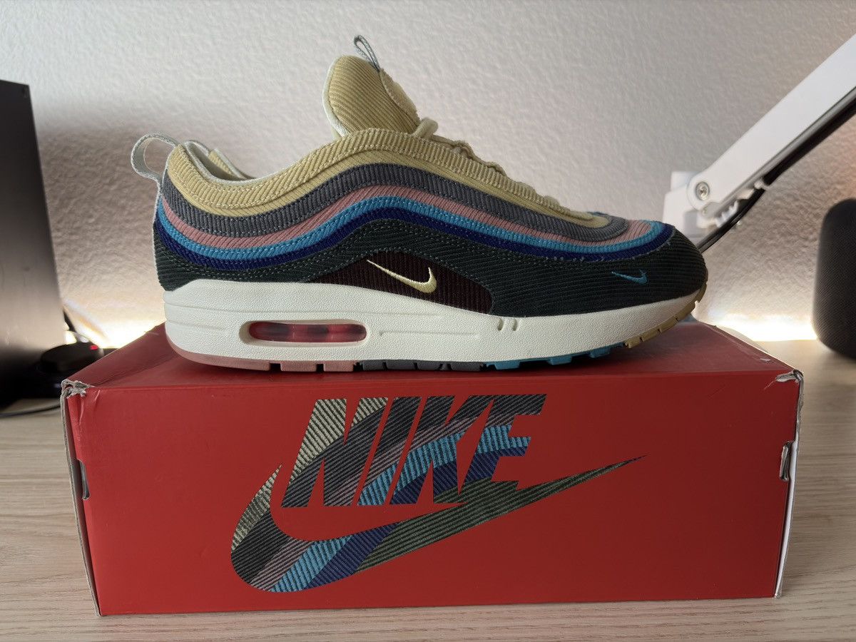 NIKE AIR MAX 1/97 SEAN WOTHERSPOON