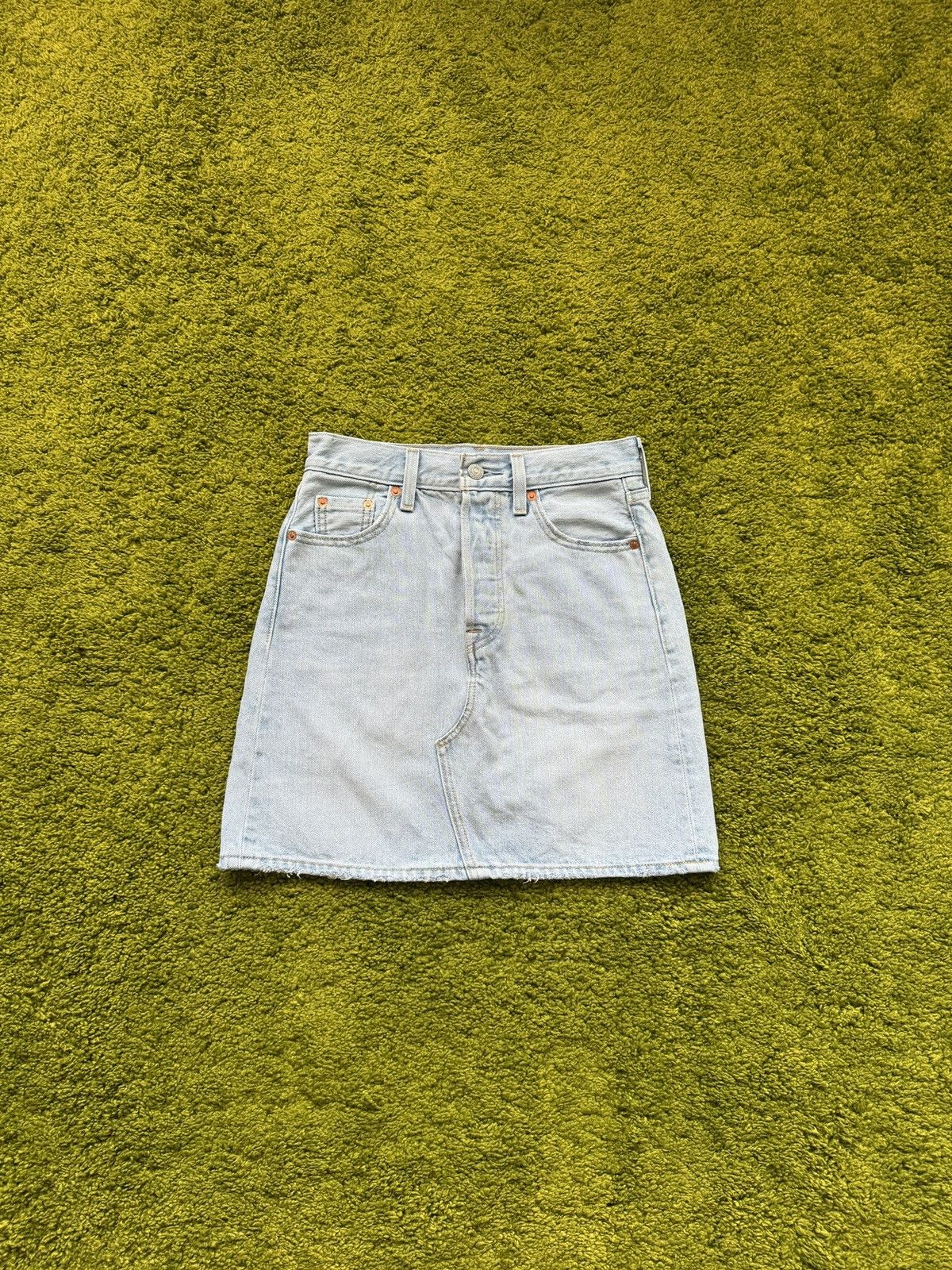 Designer × Levi's Levi’s premium denim mini skirt Size 25" / US 0 / IT 36 - 2 Thumbnail