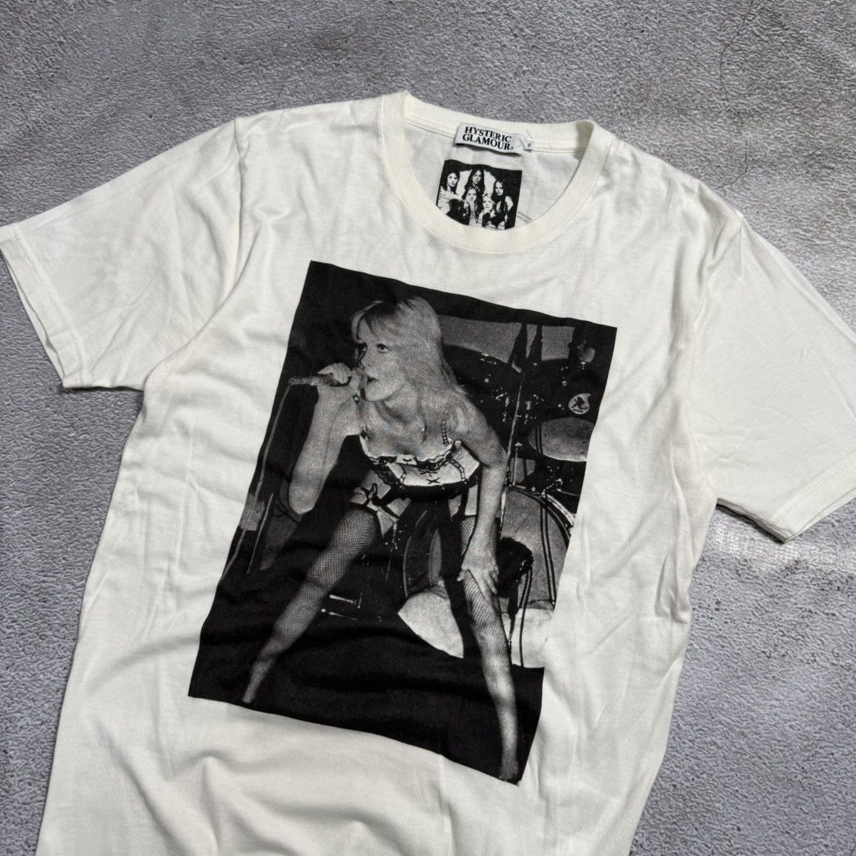 Hysteric Glamour Rare hysteric glamour the runways tee Size US S / EU 44-46 / 1 - 2 Thumbnail