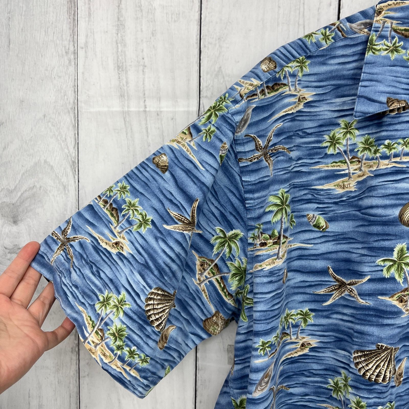 Vintage BATIK BAY (XL) VINTAGE 90's Blue Aloha Dad Shirt Button Up Size US XL / EU 56 / 4 - 4 Thumbnail