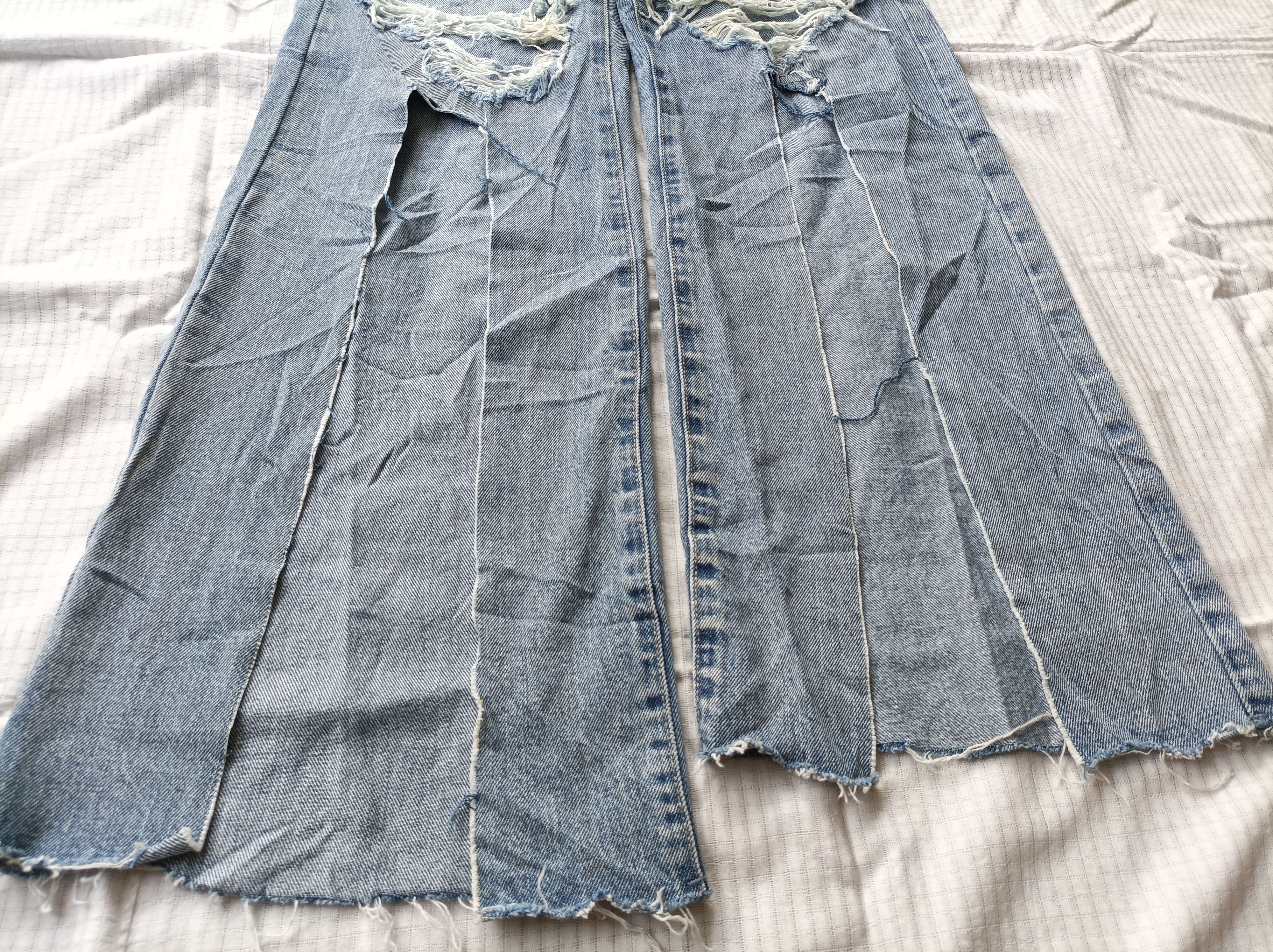 Japanese Brand (P177) Emoda Distressed Women Front Slit Flare Jeans Sz 1 Size 26" / US 2 / IT 38 - 8 Thumbnail