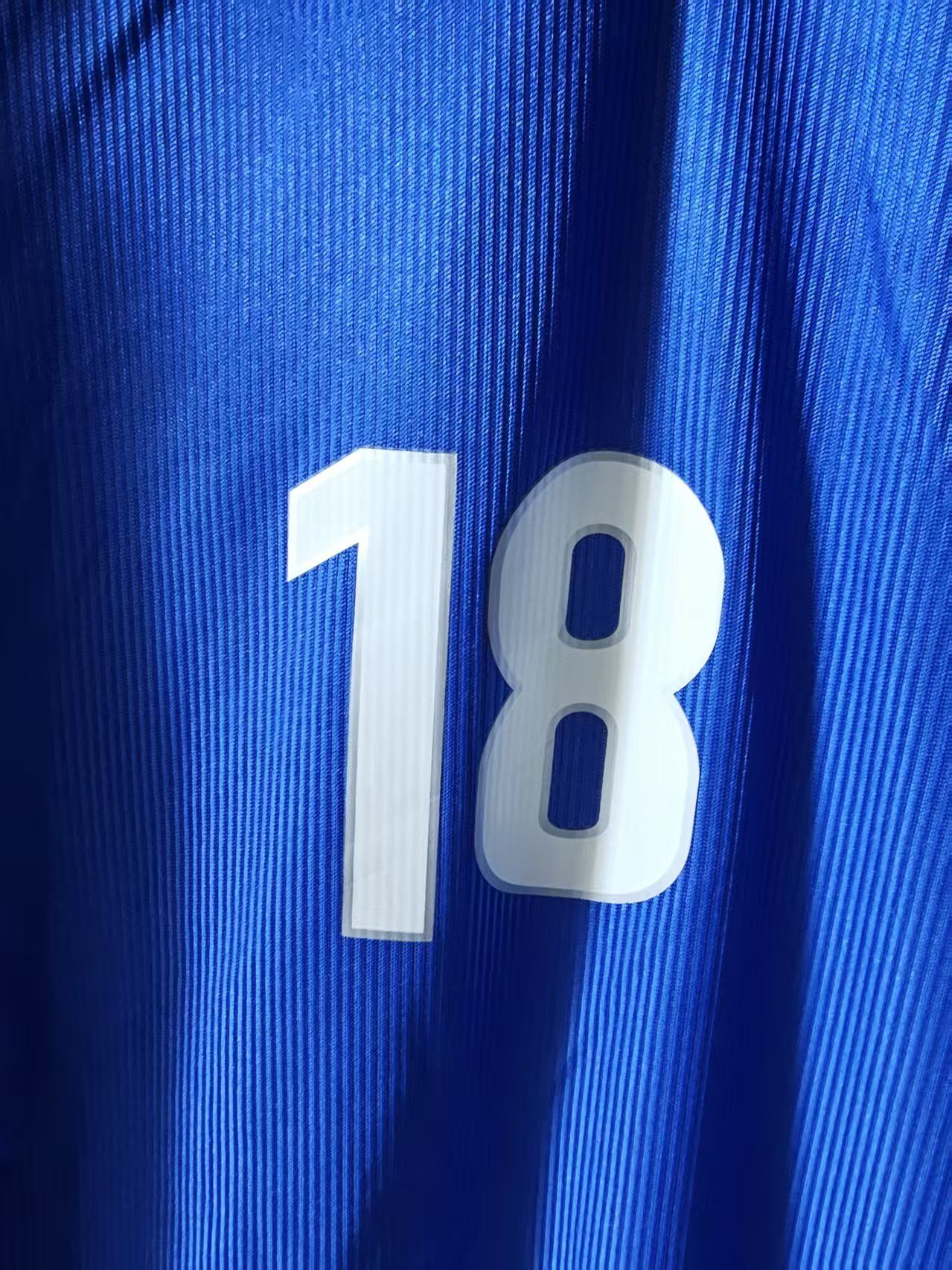 Other 1998 Italy #18 Roberto Baggio Jersey Size US S / EU 44-46 / 1 - 2 Thumbnail