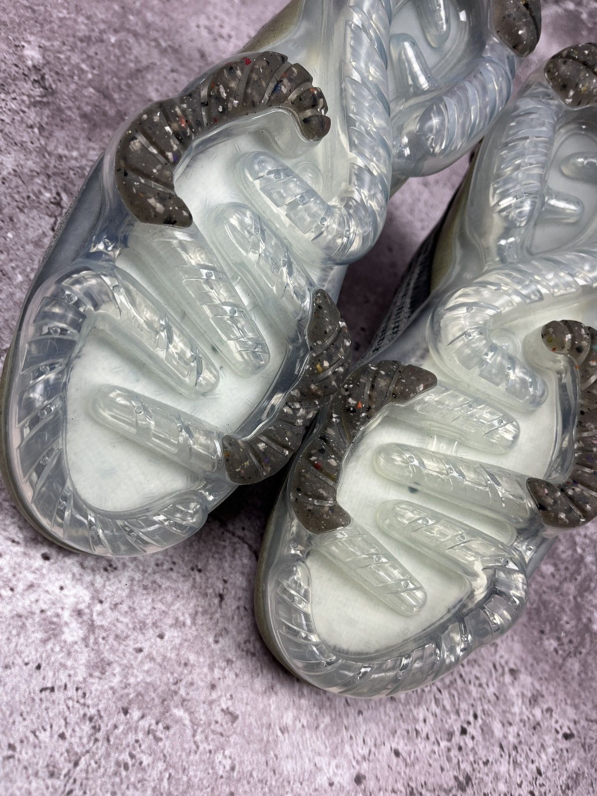 Nike Nike Air VaporMax 2020 Flyknit Size US 8 / EU 41 - 12 Thumbnail