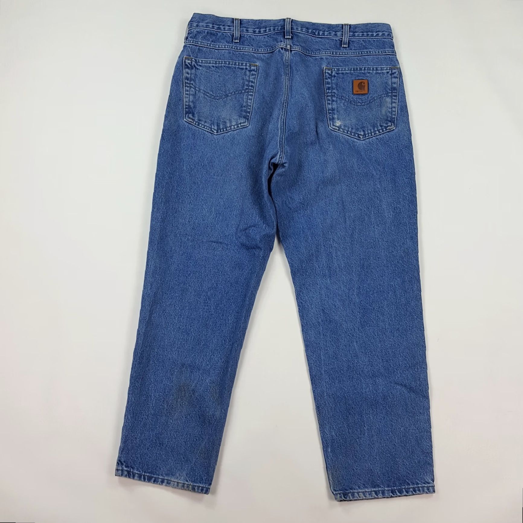 Carhartt VINTAGE Carhartt Jeans Denim Blue 38x30 Distressed Relaxed Tapered Work Logo Men 90s Workwear USA American Retro Modern Fit: Relaxed, Regular Size US 38 / EU 54 - 7 Thumbnail