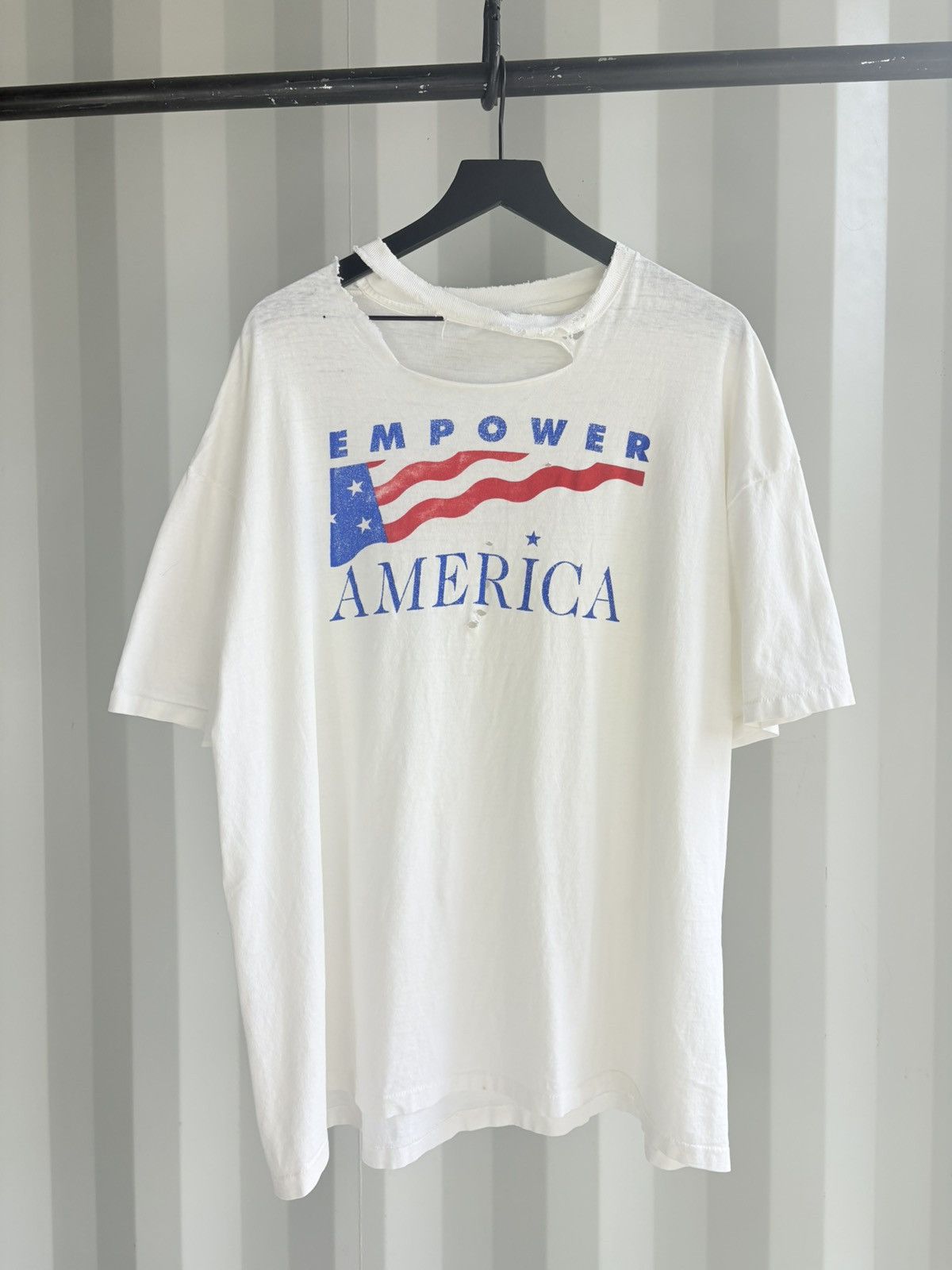 Vintage Empower America Thrashed Distressed Faded ERD GRUNGE WCC NBA Size US XL / EU 56 / 4 - 1 Thumbnail