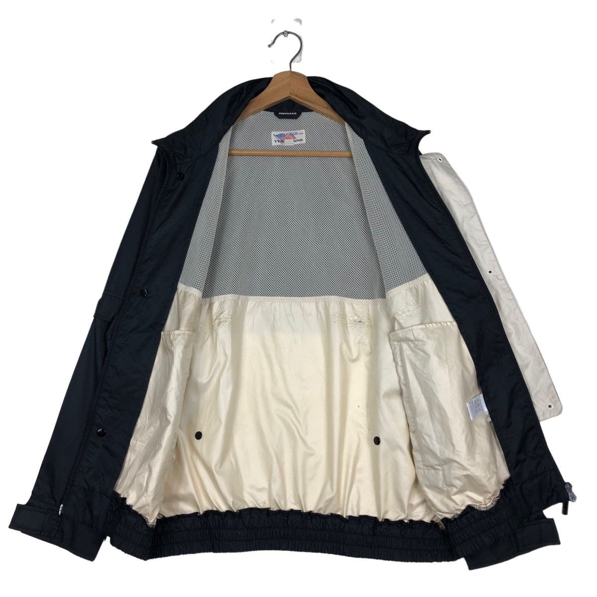 Japanese Brand 🔥Vintage Bomber Jacket Team Daiwa Golf Big Logo Size US M / EU 48-50 / 2 - 12 Thumbnail