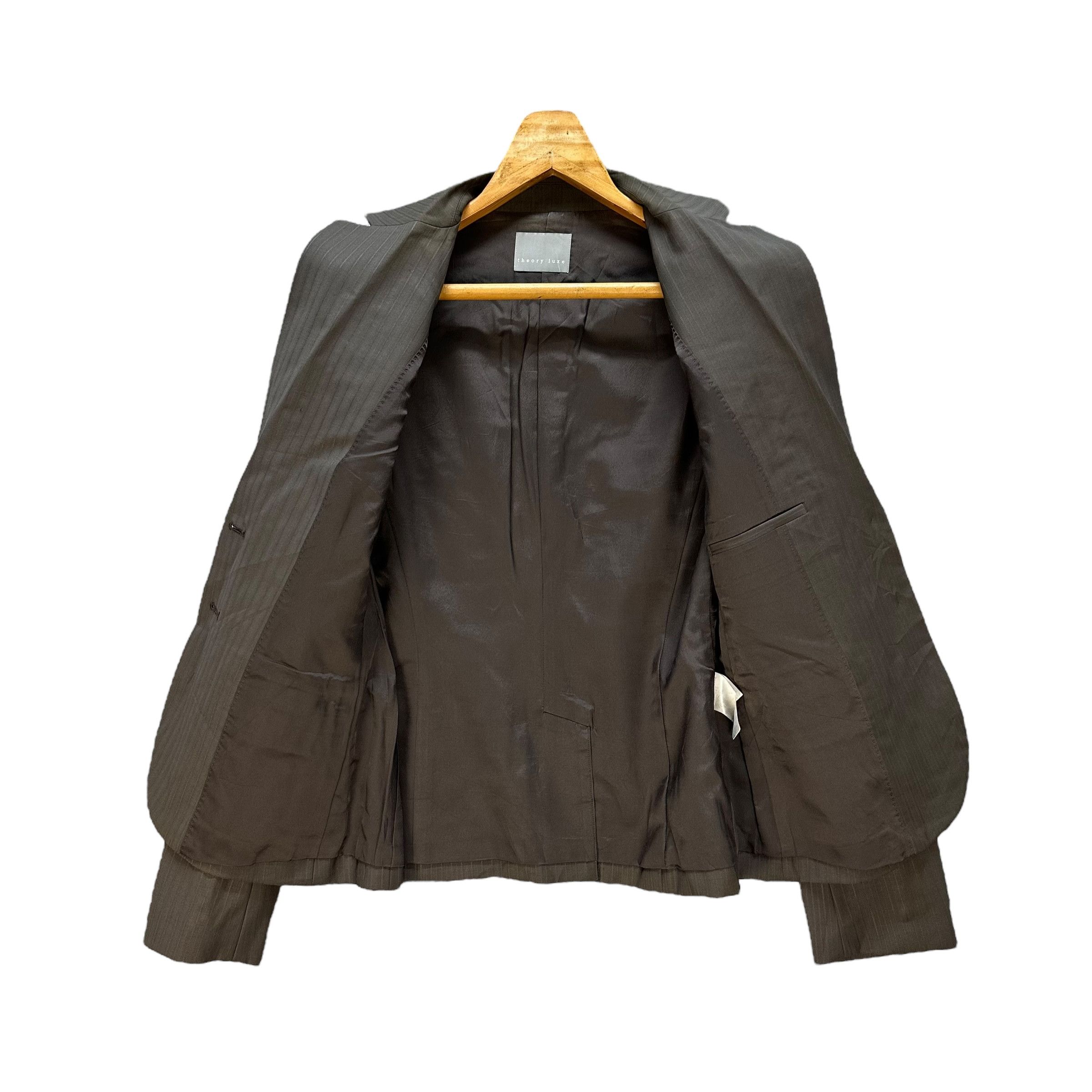 Theory THEORY LUXE Blazers Women’s Menswear Jacket #012-1424 Size S / US 4 / IT 40 - 6 Thumbnail