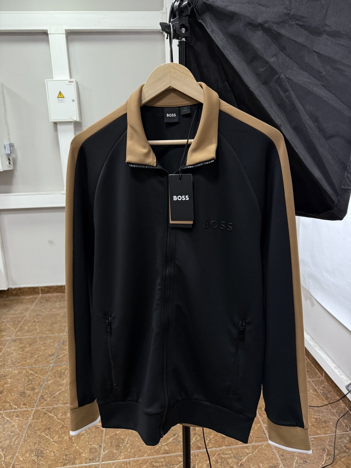 Hugo Boss 🇩🇪 NEW❗️BOSS Hugo Boss Athleisure Track Zip Jacket NWT Classic Size US L / EU 52-54 / 3 - 1 Thumbnail
