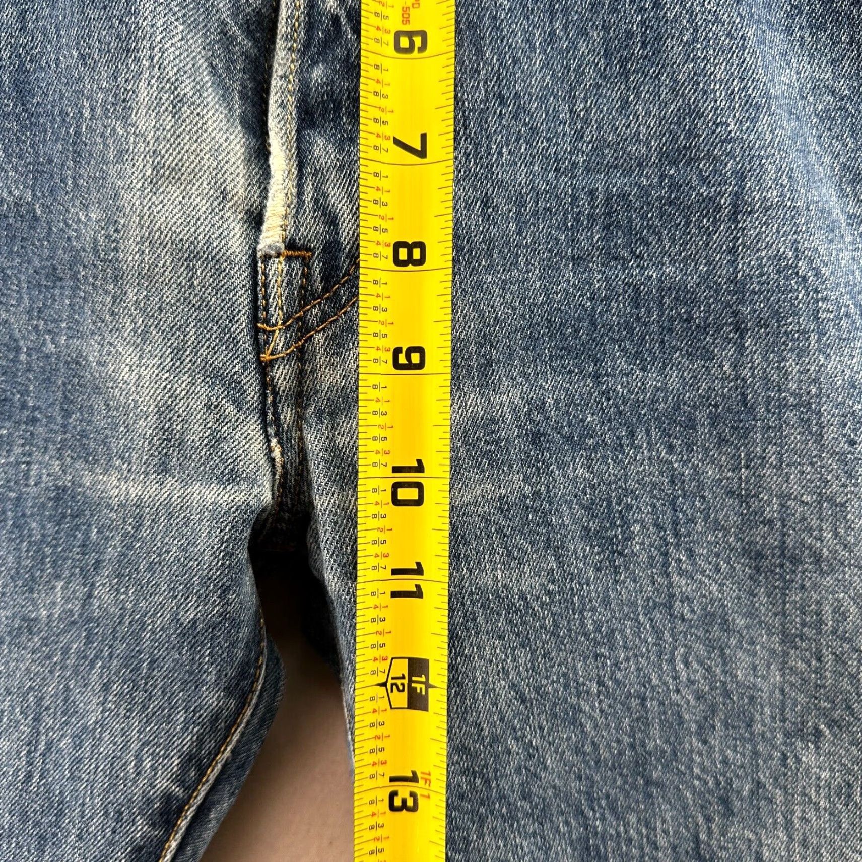 Levi's VINTAGE Levi's 501 Jeans Button Fly Denim Blue Straight Leg 34x32 Men Regular Belt Loops Leather Logo USA 501 Series Size US 34 / EU 50 - 7 Thumbnail