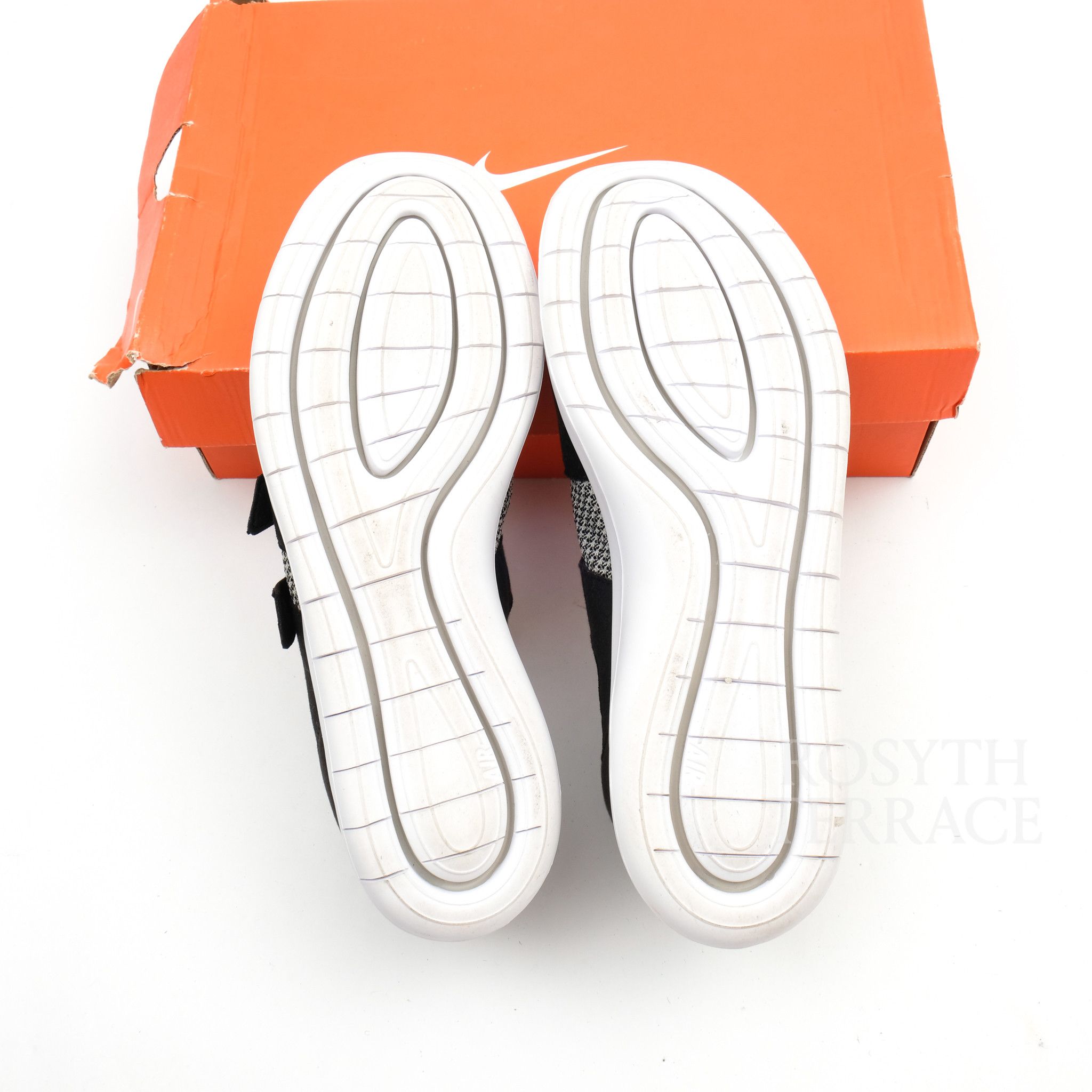 Nike 【NIKE / AIR SOCK RACER 'COBBLESTONE' / US9】 Size US 9 / EU 42 - 4 Thumbnail