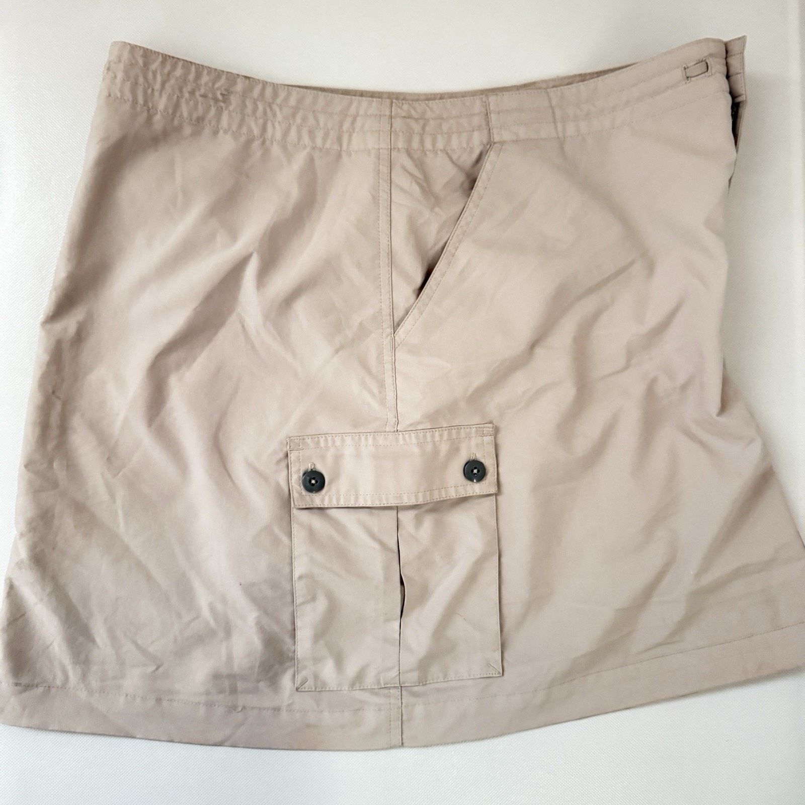 Patagonia Patagonia Lightweight Cargo Pocket Hiking Skort Skirt Khaki Size 32" / US 10 / IT 46 - 4 Thumbnail