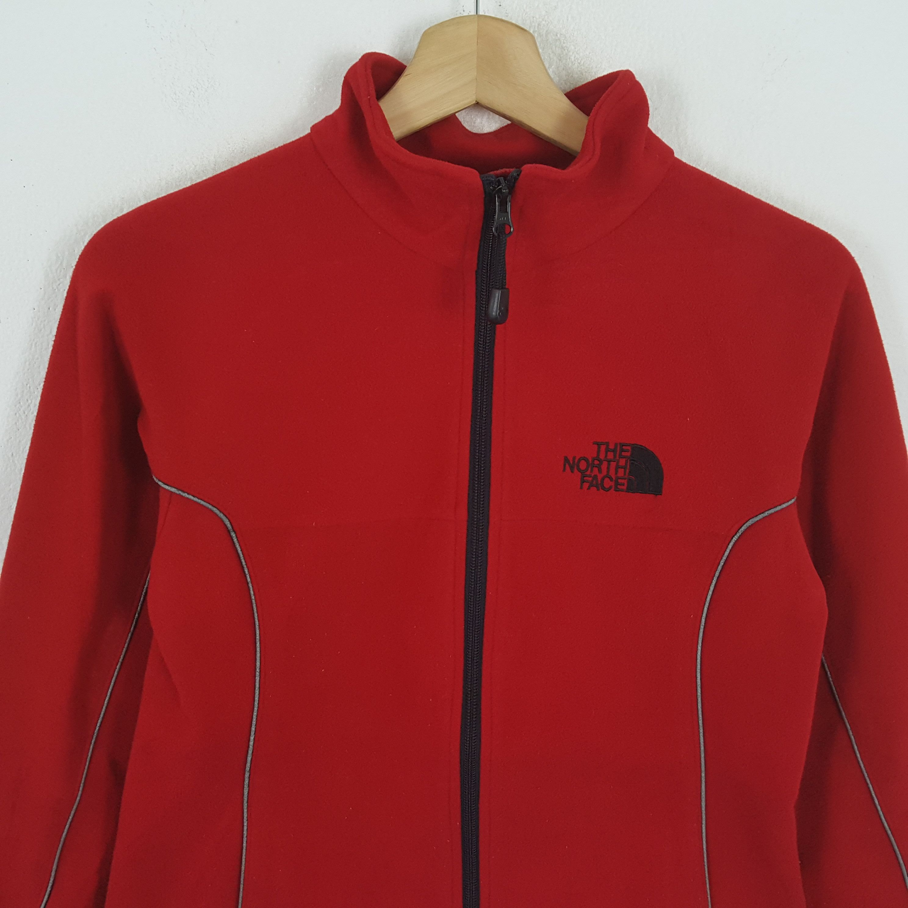 The North Face × Vintage Vintage THE NORTH FACE Outdoor Lifestyle Sweater Jacket Size XS / US 0-2 / IT 36-38 - 2 Thumbnail