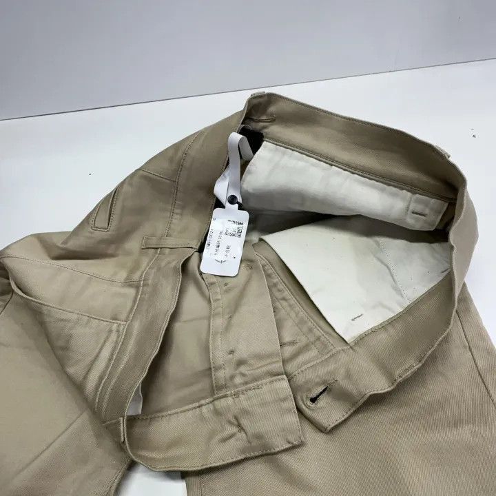 Saint Laurent Paris Yves Saint Laurent Casual Chino Pants for All-2507 Size US 30 / EU 46 - 1 Thumbnail