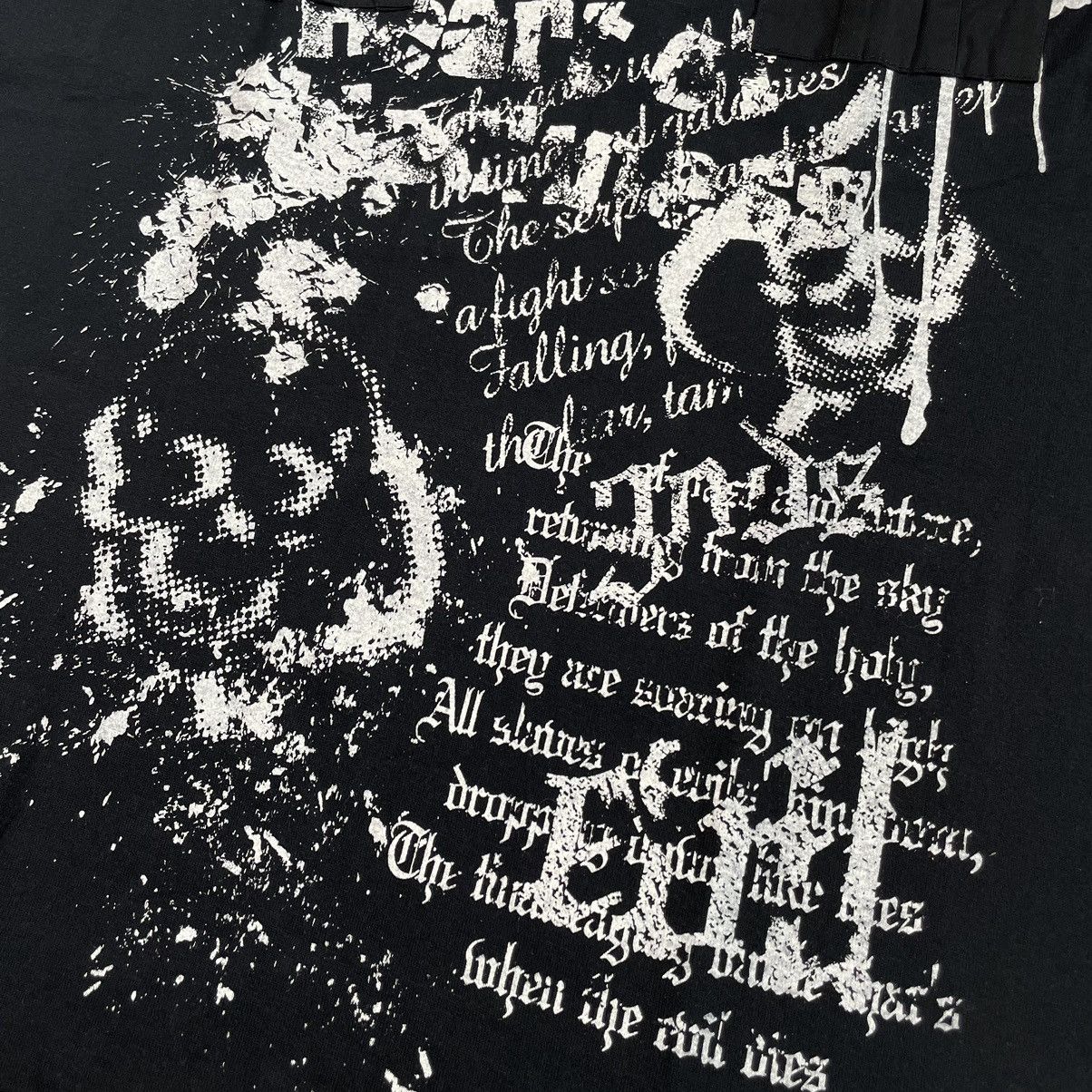 If Six Was Nine Y2K Gothic Skull Ba-Tsu Studio tshirt Size US M / EU 48-50 / 2 - 6 Thumbnail