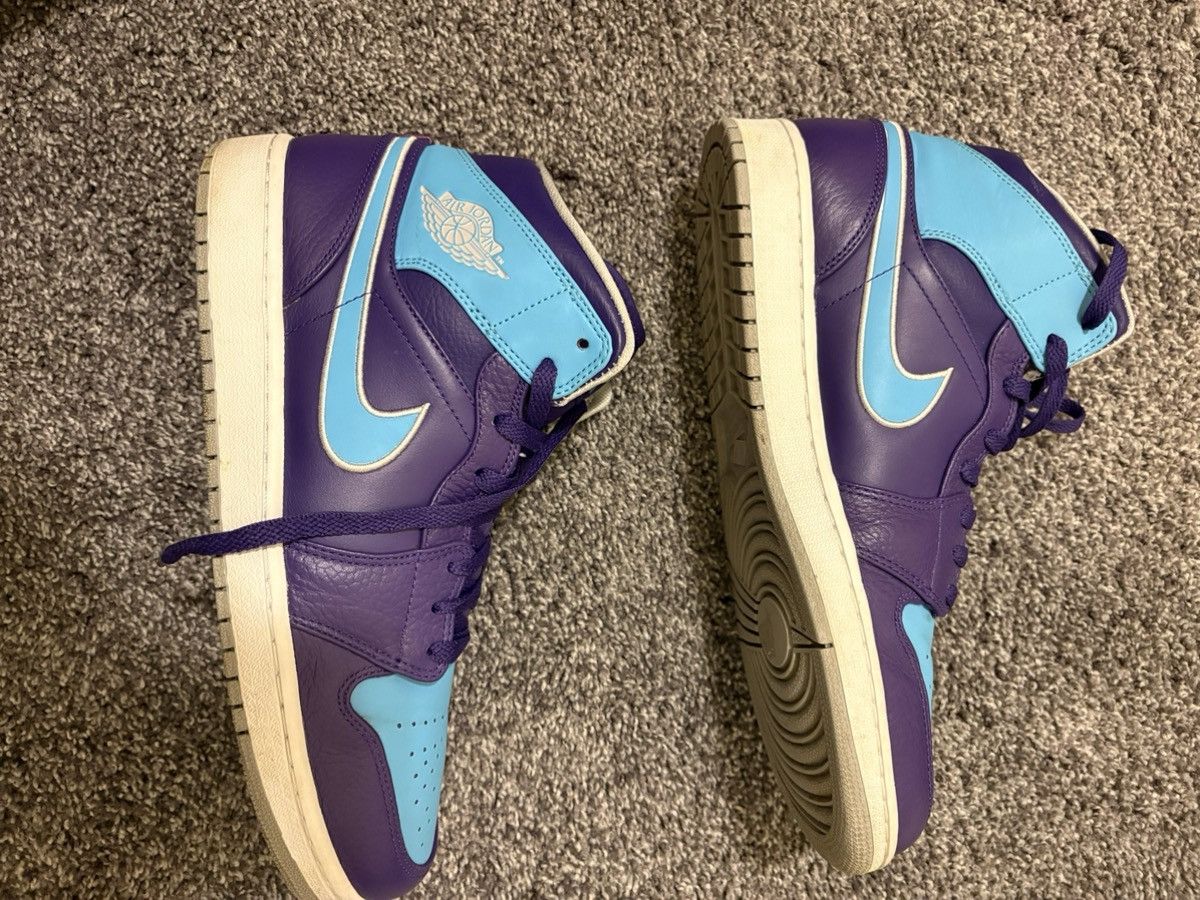Jordan Brand 2014 OG JORDAN RETRO ONE MID HORNETS Size US 12 / EU 45 - 10 Thumbnail