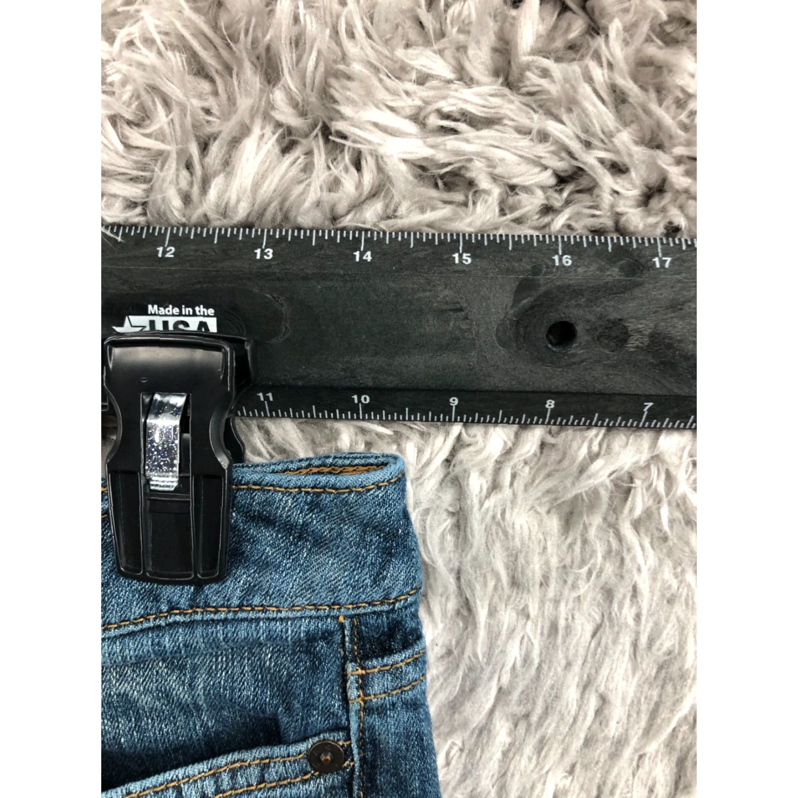 Gap Gap Bermuda Shorts Womens Size 1 Mid Rise Medium Wash Blue Beach Walking Casual 5-Pocket Denim Cotton Modern Womens Size 25" / US 0 / IT 36 - 2 Thumbnail