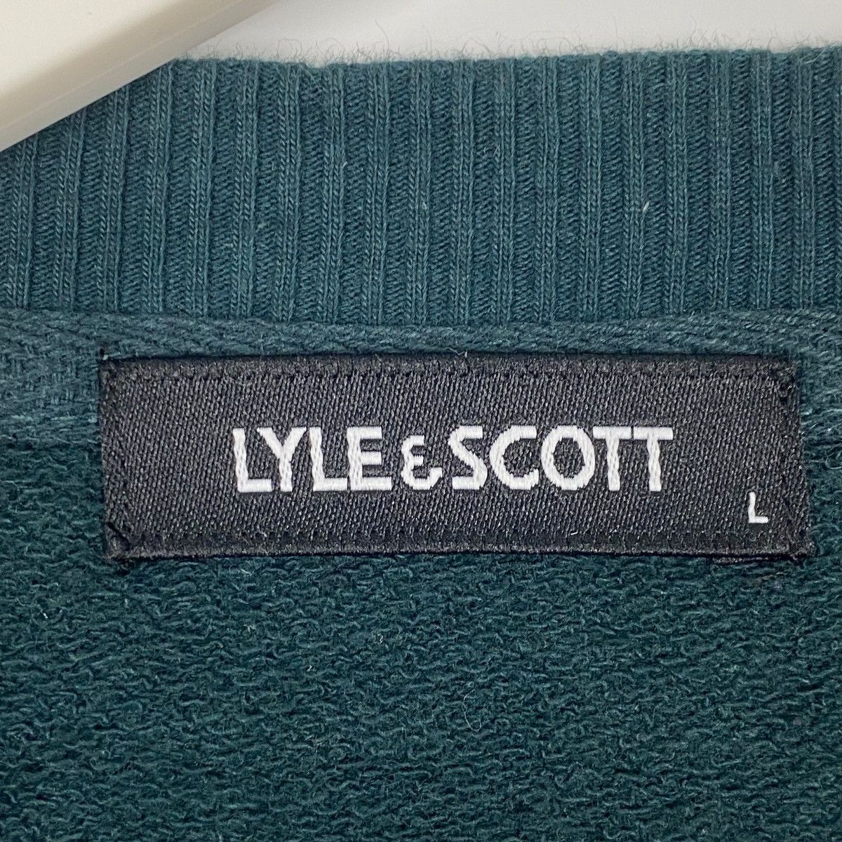 Vintage Vintage Lyle & Scott Sweatshirt Crewneck Green Size L Size US L / EU 52-54 / 3 - 5 Thumbnail
