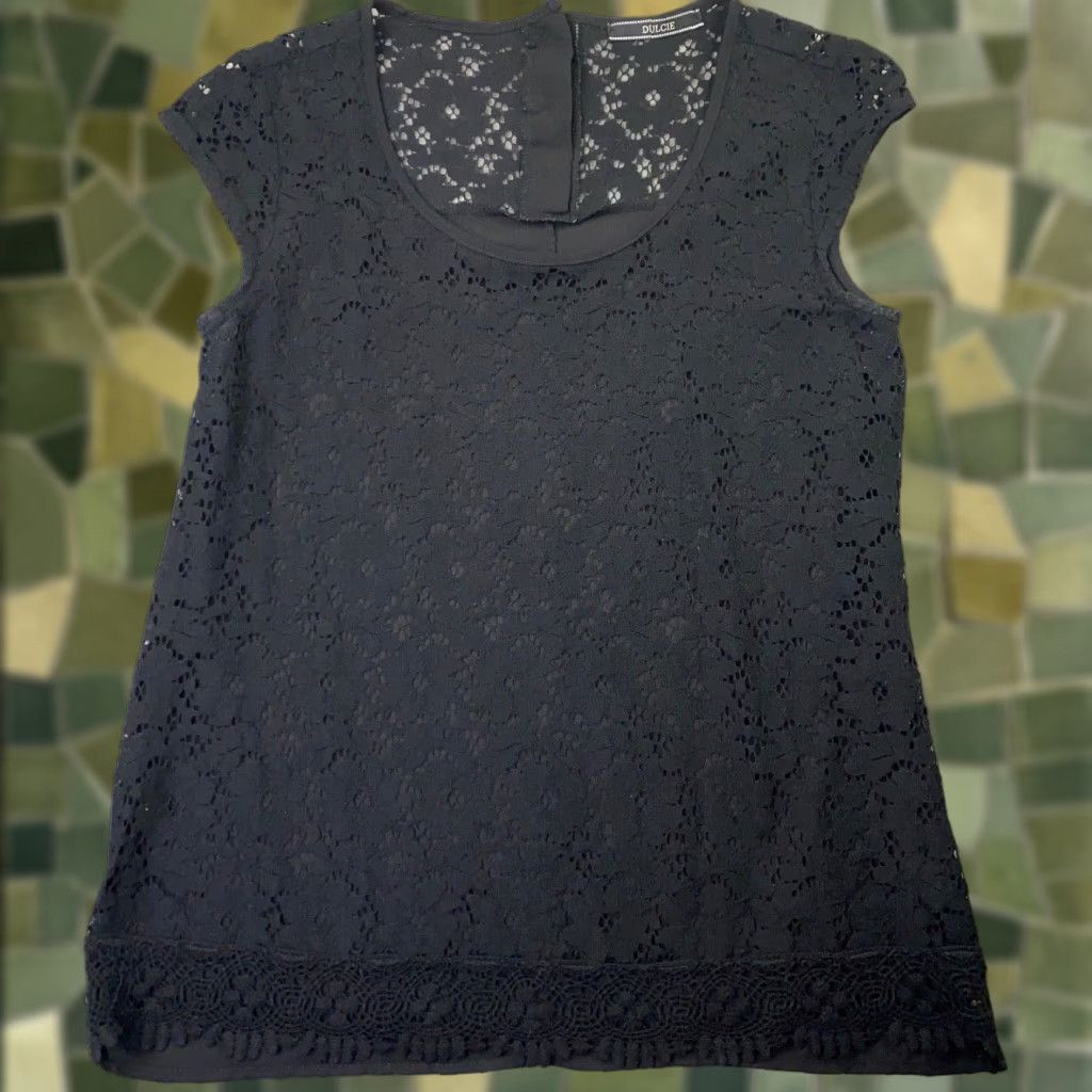 Vintage Dulcie Womens Shirt Top Large Black Blouse Lace Front Short Sleeve Scoop Neck Button Closure Lined Cotton Nylon Size L / US 10 / IT 46 - 1 Thumbnail