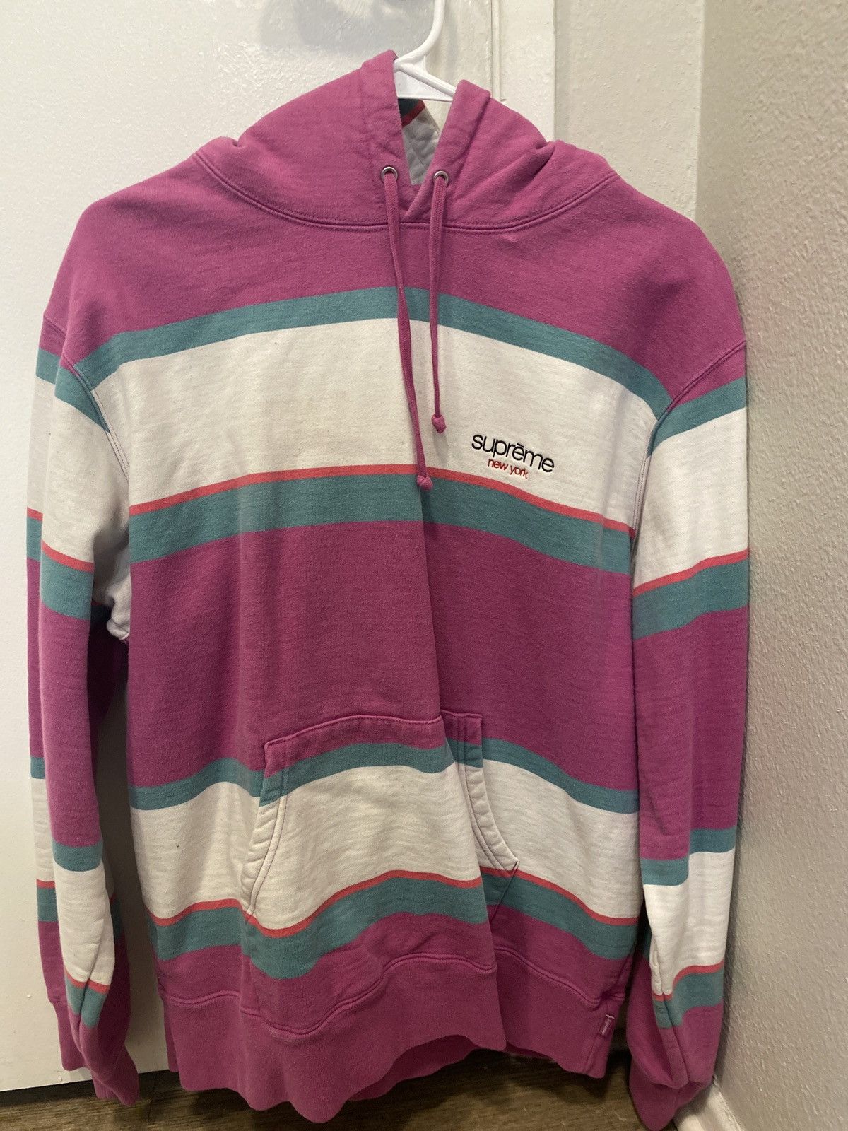 Offers Supreme Thrasher Magenta Hoodie