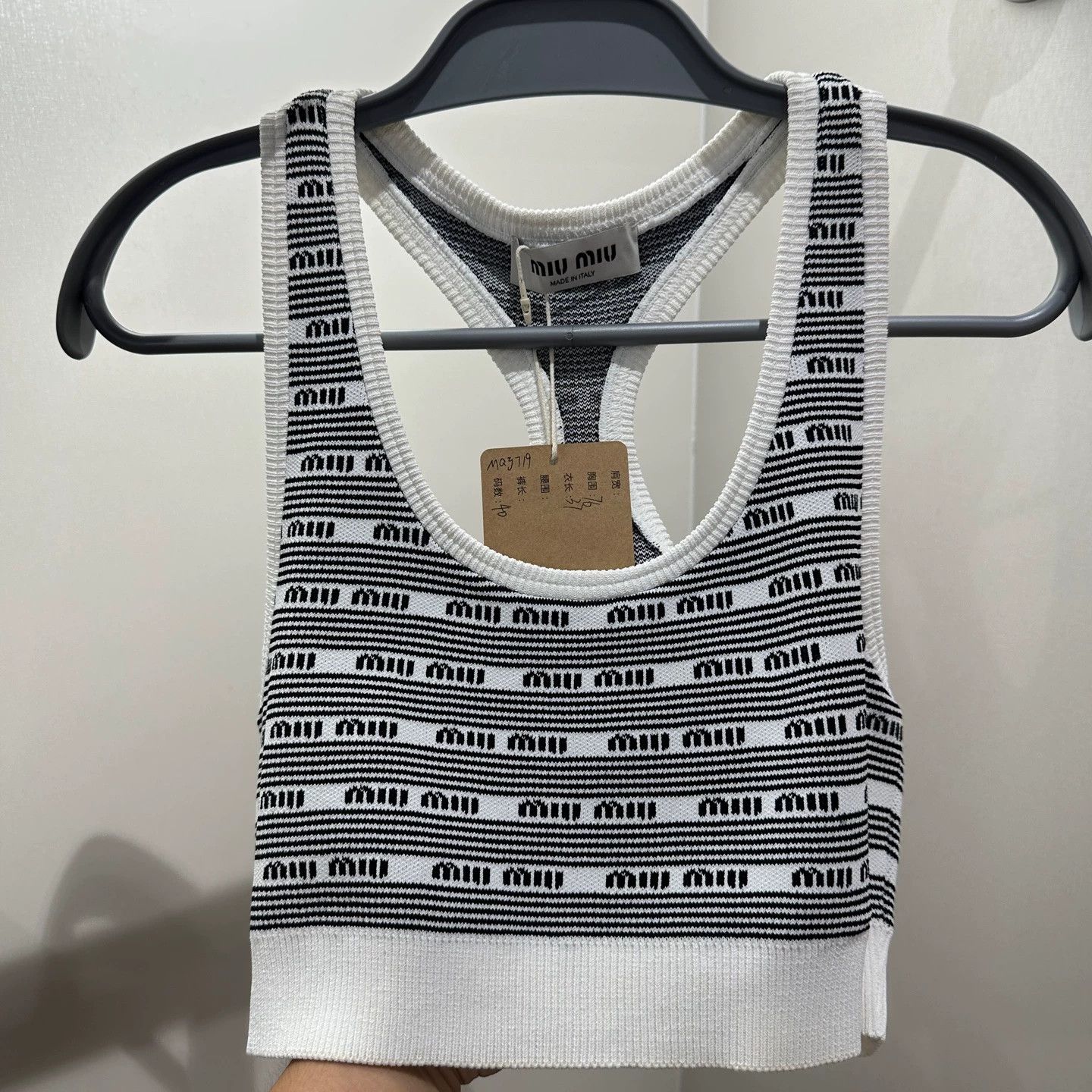 Miu Miu MIU MIU women's all over slogan tank top may719 40 Size S / US 4 / IT 40 - 6 Thumbnail