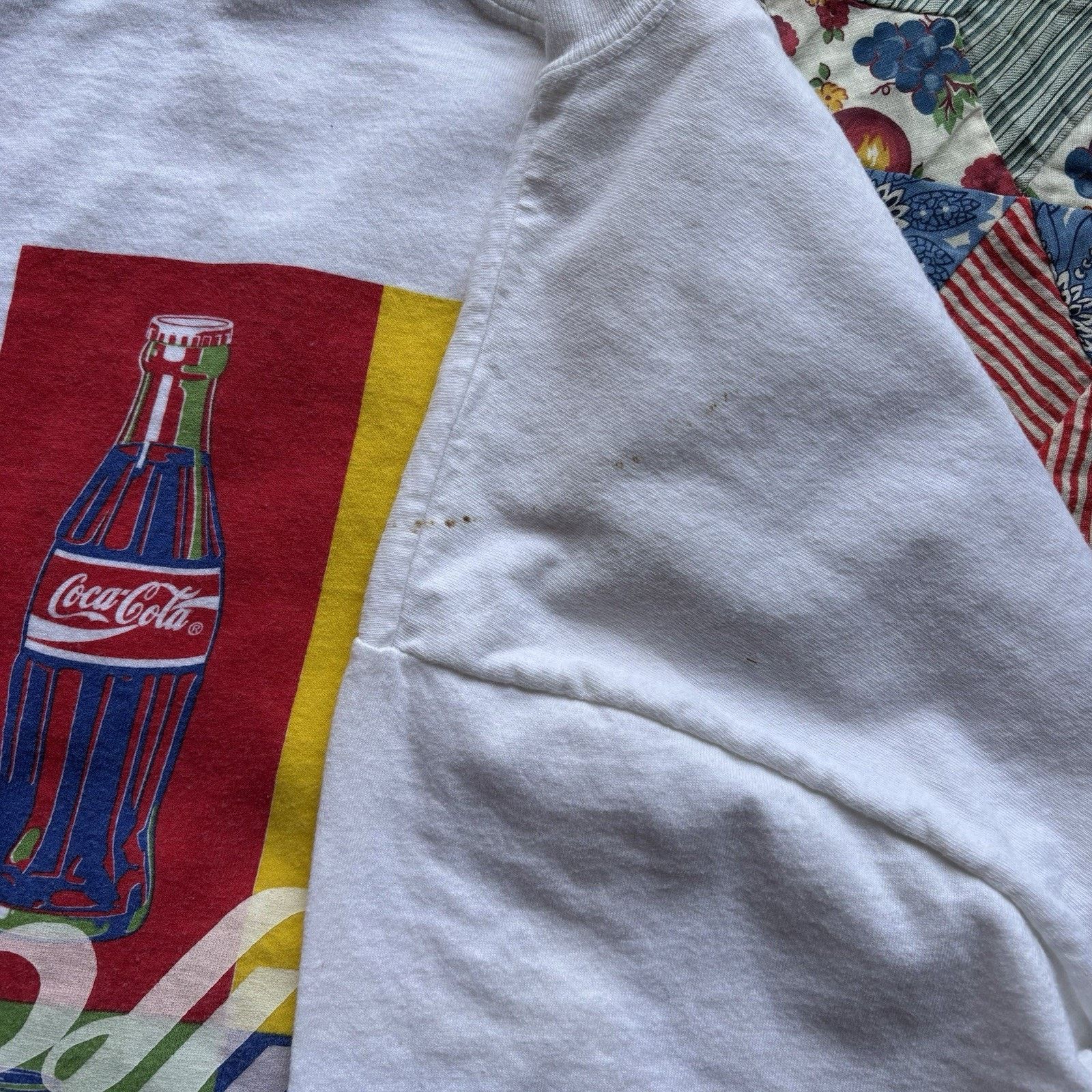 Vintage Vintage 1980s Coca Cola Art T-Shirt Size US L / EU 52-54 / 3 - 3 Thumbnail