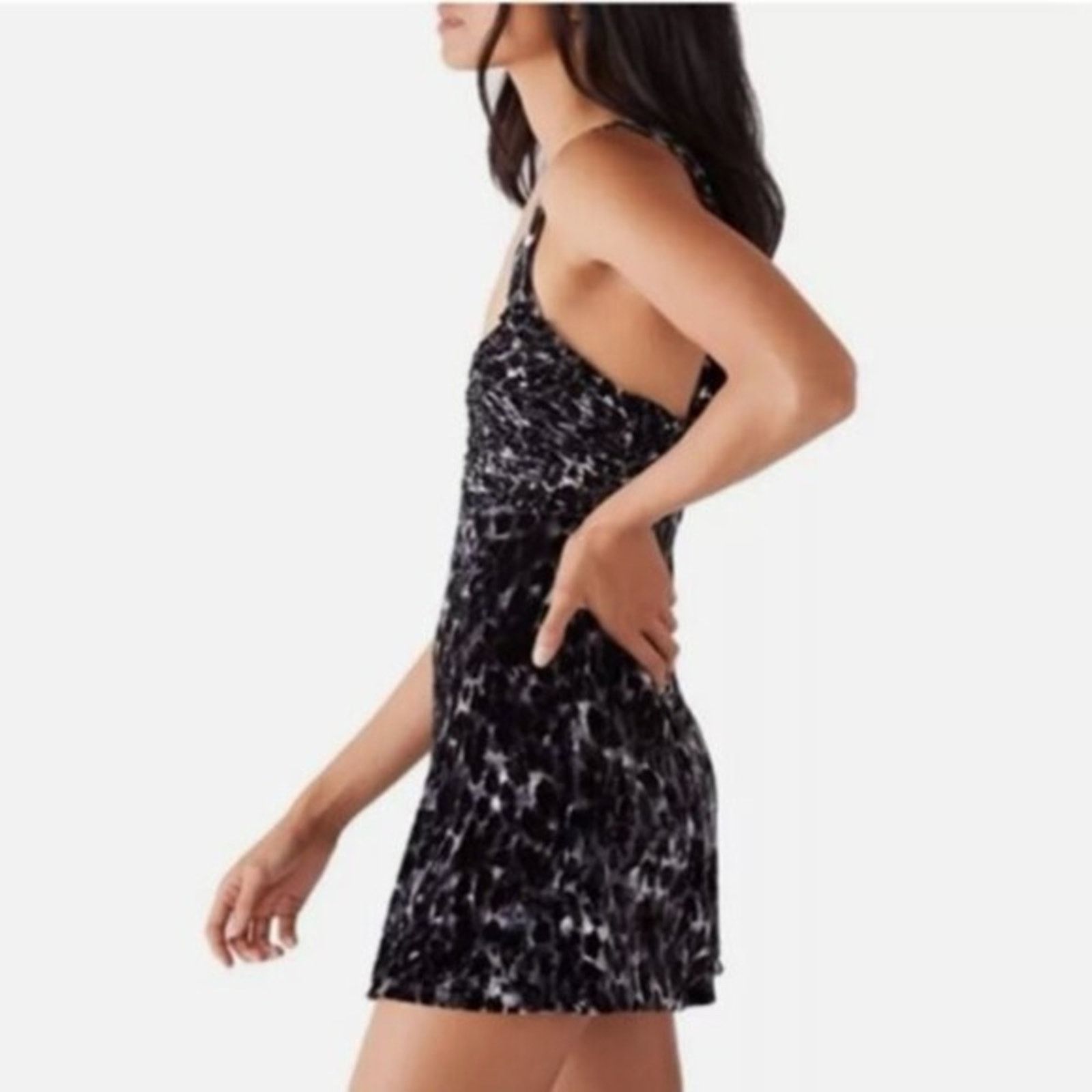 Free People Intimately Free People Velvet Virgo Moon Mini Dress Womens S Size S / US 4 / IT 40 - 2 Thumbnail