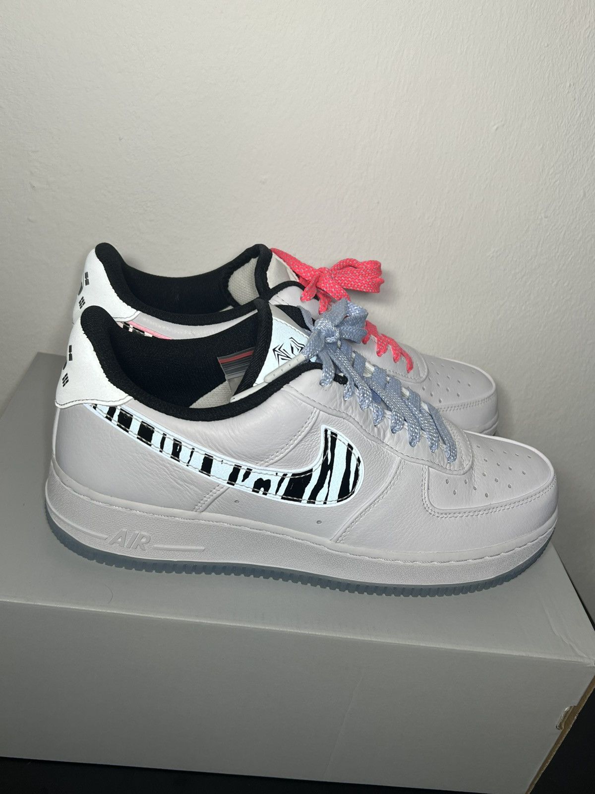 Nike Nike Air Force 1 Low South Korea - Size 43 - Full Set - NEW Size US 9.5 / EU 42-43 - 1 Thumbnail