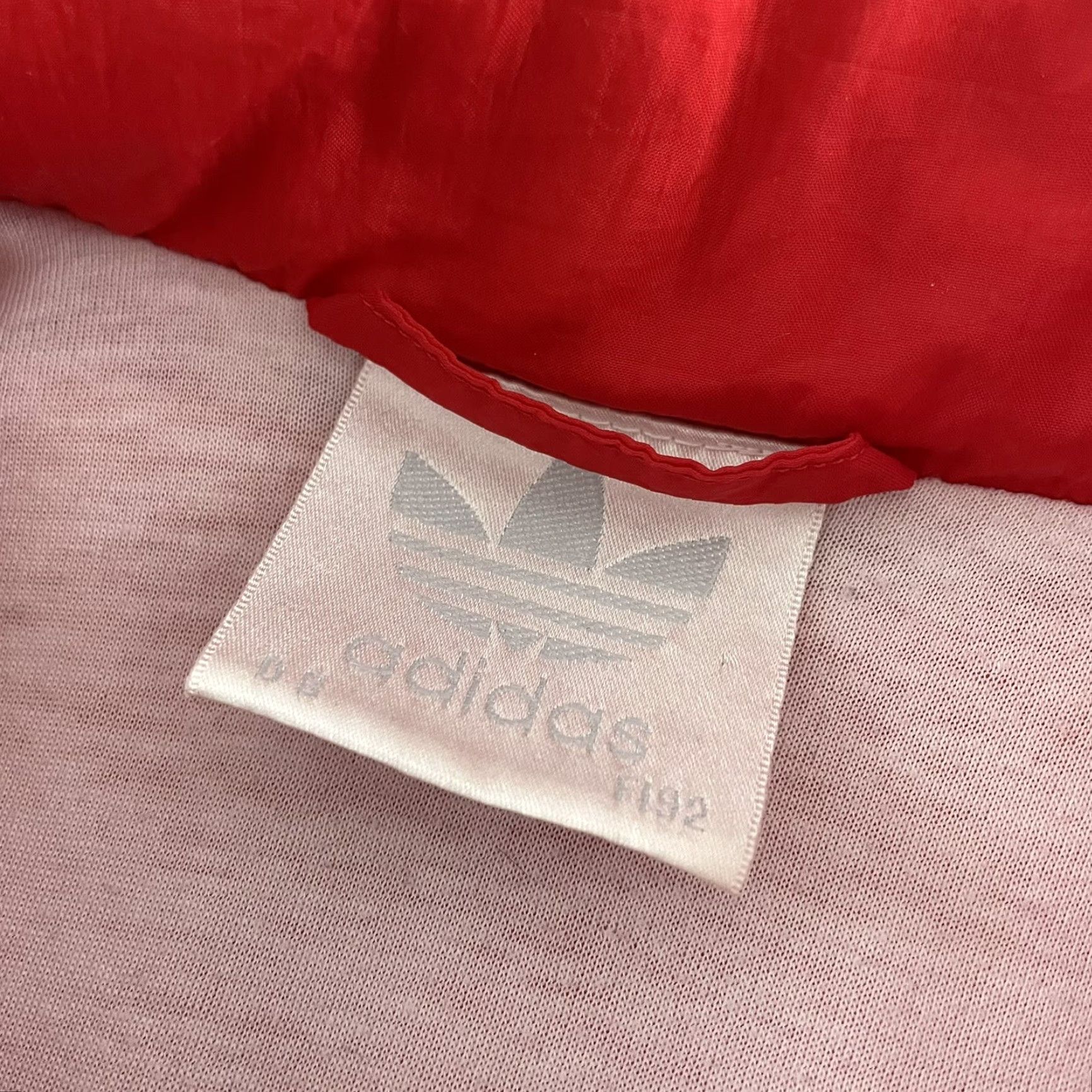 Adidas VTG Adidas Full Zip Windbreaker Jacket Hideaway Hood Mens Large Red White Jacket Size US L / EU 52-54 / 3 - 6 Thumbnail