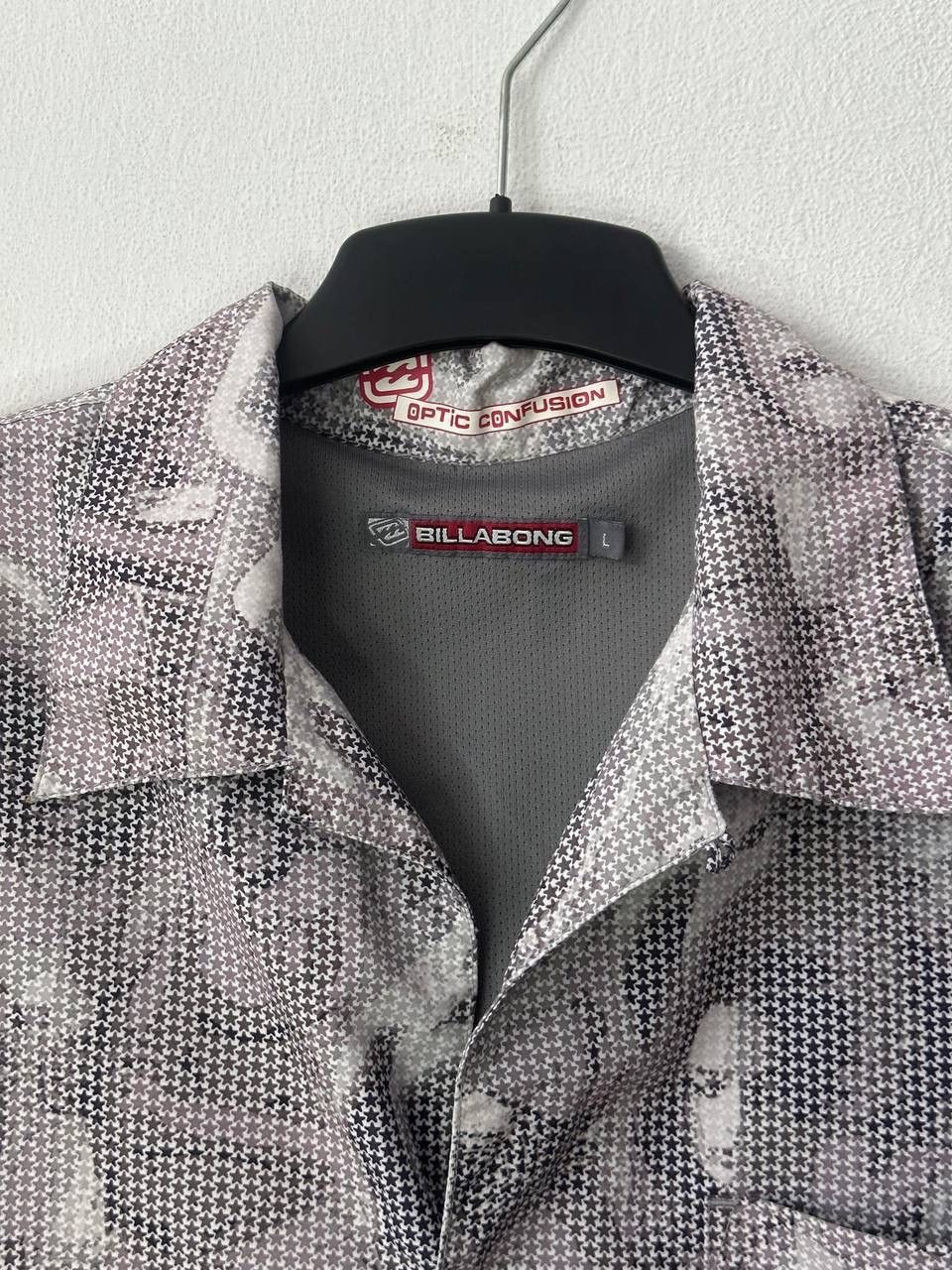 Billabong Vintage Billabong Optic Confusion Shirt Monogram Surf Y2K Size US L / EU 52-54 / 3 - 4 Thumbnail