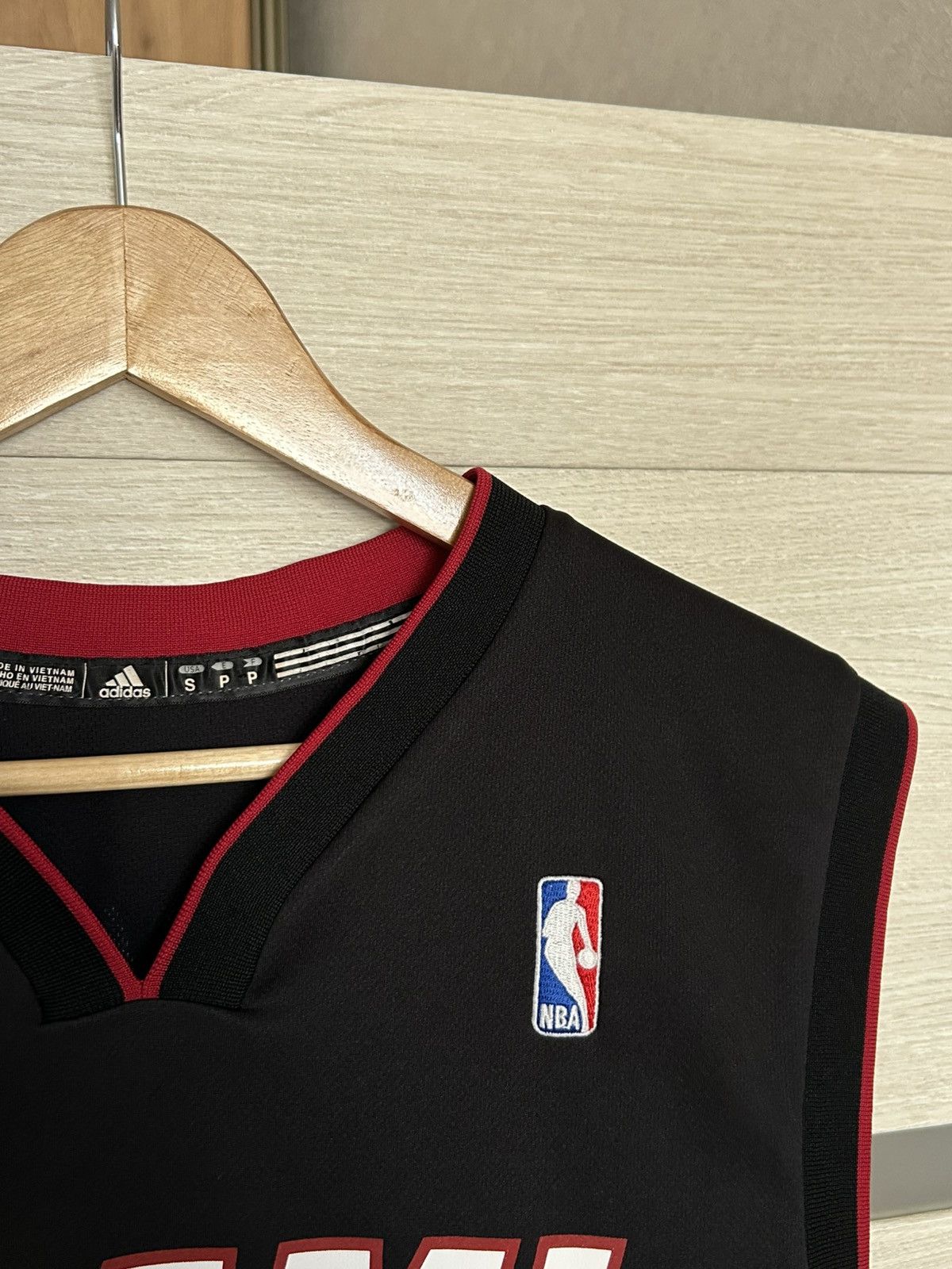 Adidas Adidas NBA Miami Lebron James 6 Vintage man’s jersey size S Size US S / EU 44-46 / 1 - 3 Thumbnail