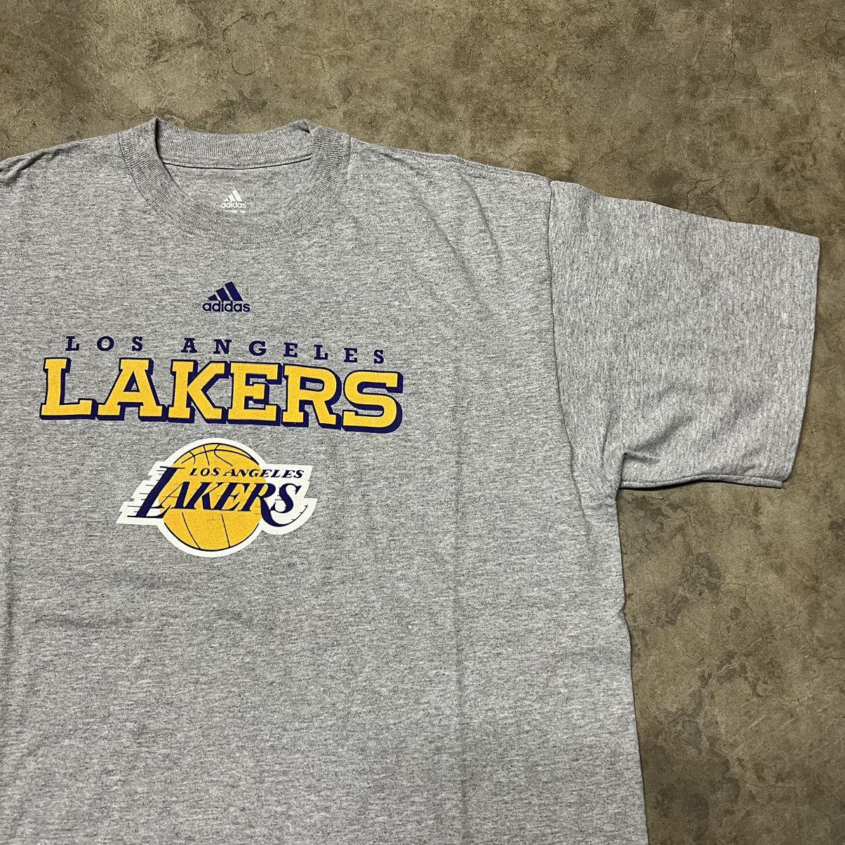 Adidas × NBA NBA Los Angeles Lakers Basketball Adidas Graphic T-Shirt Size US L / EU 52-54 / 3 - 1 Thumbnail