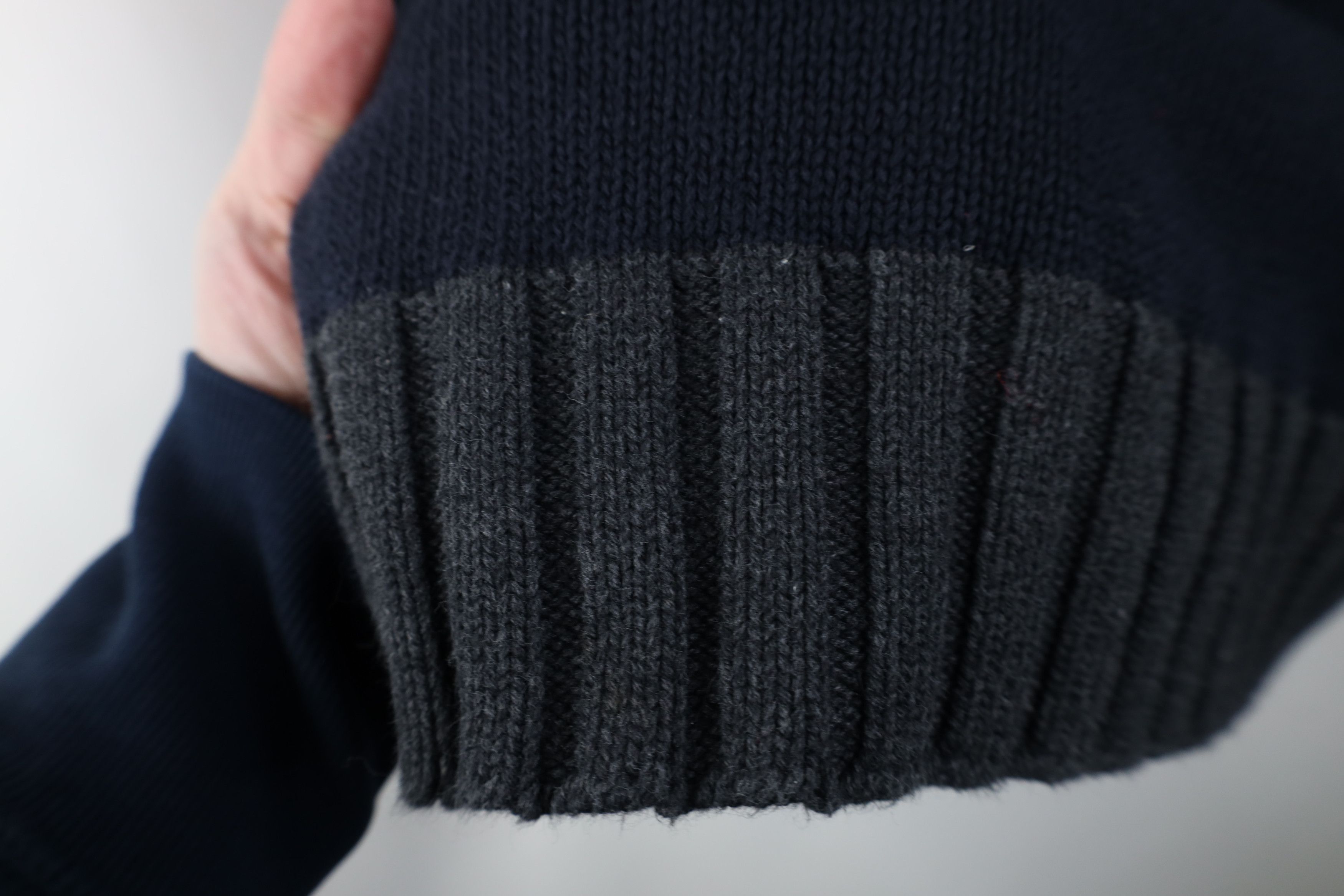Nautica Vintage 90s Nautica Heavyweight Cotton Knit V-Neck Sweater Size US XL / EU 56 / 4 - 9 Thumbnail