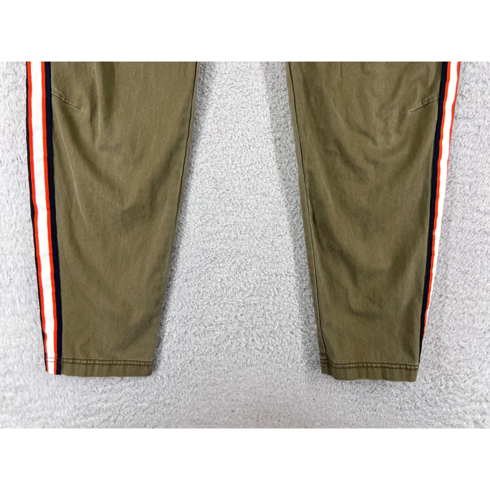 Athleta Athleta Pants Womens 10 Green Cargo Side Stripe Cotton Lyocell Blend Zip 31x28 Size 32" / US 10 / IT 46 - 2 Thumbnail