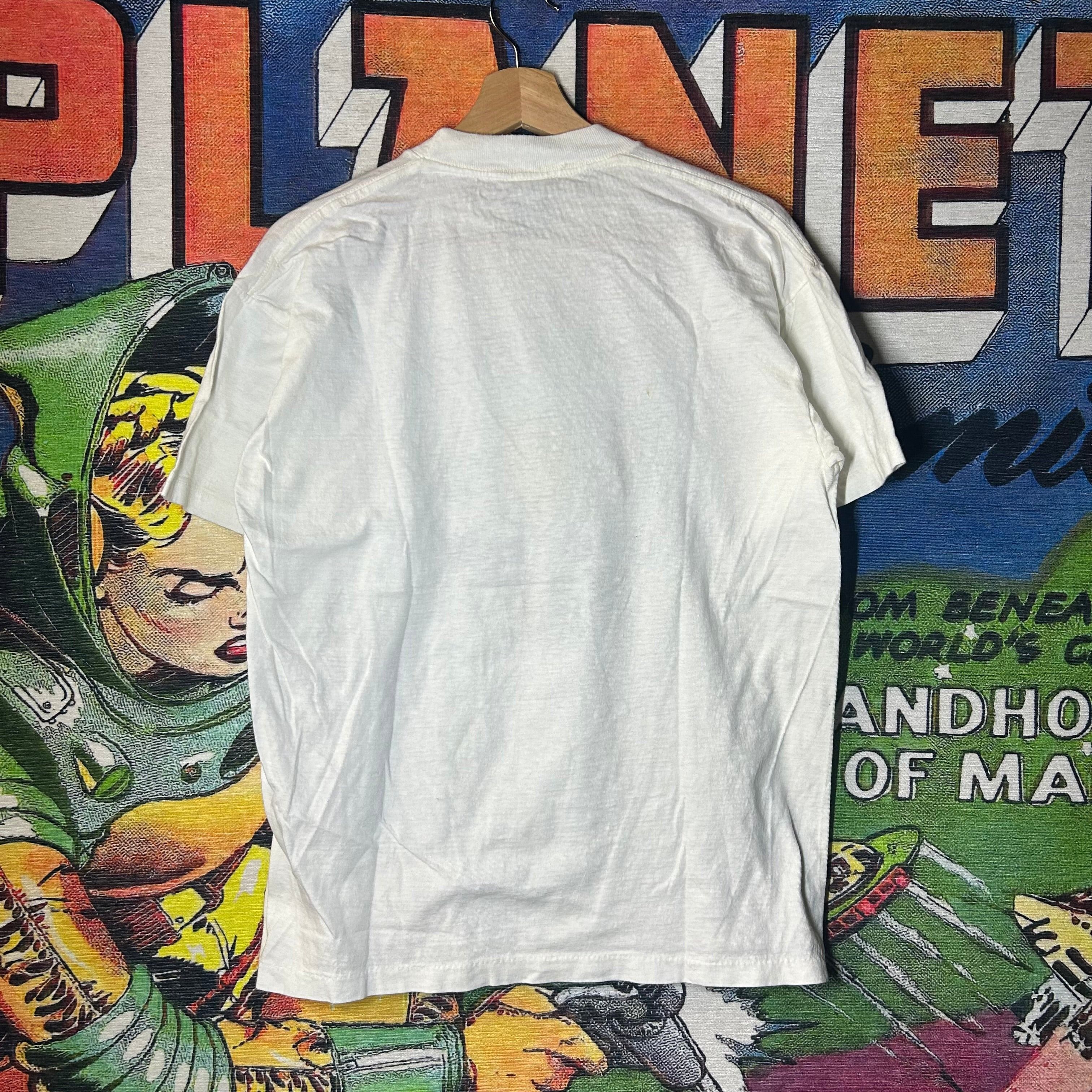 Vintage Vintage 90s ‘Help I’ve Fallen and I Can’t Reach My Beer’ Tee Size US L / EU 52-54 / 3 - 2 Thumbnail