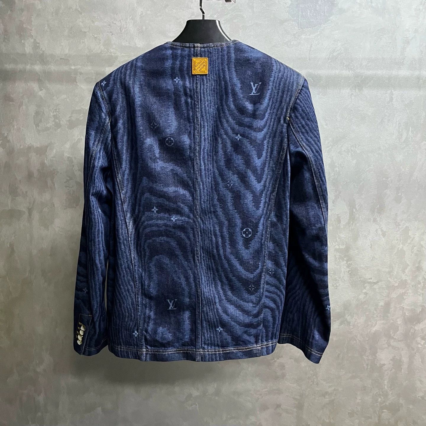 Louis Vuitton Louis Vuitton 25 Blue Collarless Denim Jacket Size US M / EU 48-50 / 2 - 5 Thumbnail