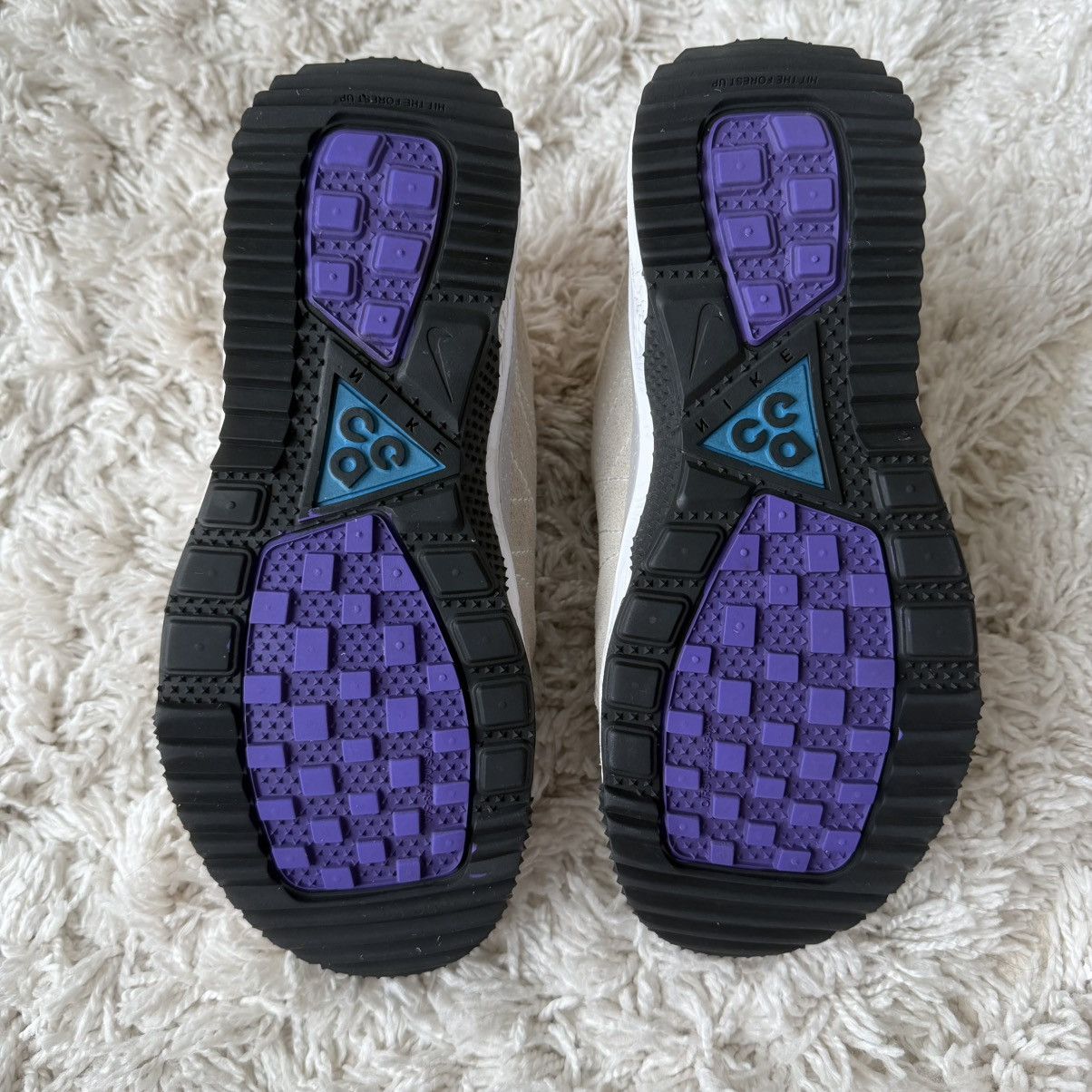 Nike ACG Sz 7.5 Women’s Nike ACG Dog Mountain Summit White FAST SHIP Size US 7.5 / IT 37.5 - 6 Thumbnail